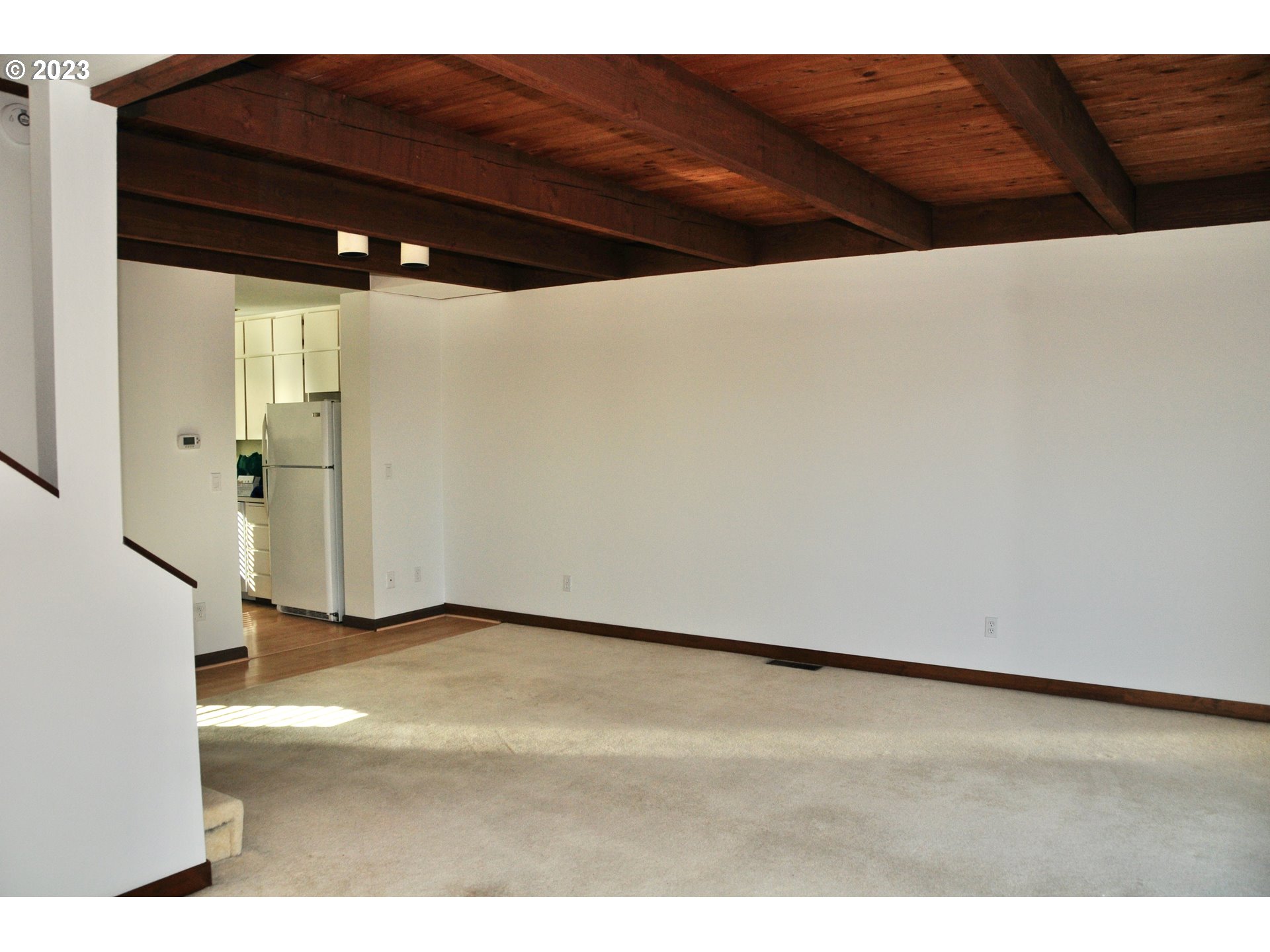 Photo #6: 23548493 Listing 