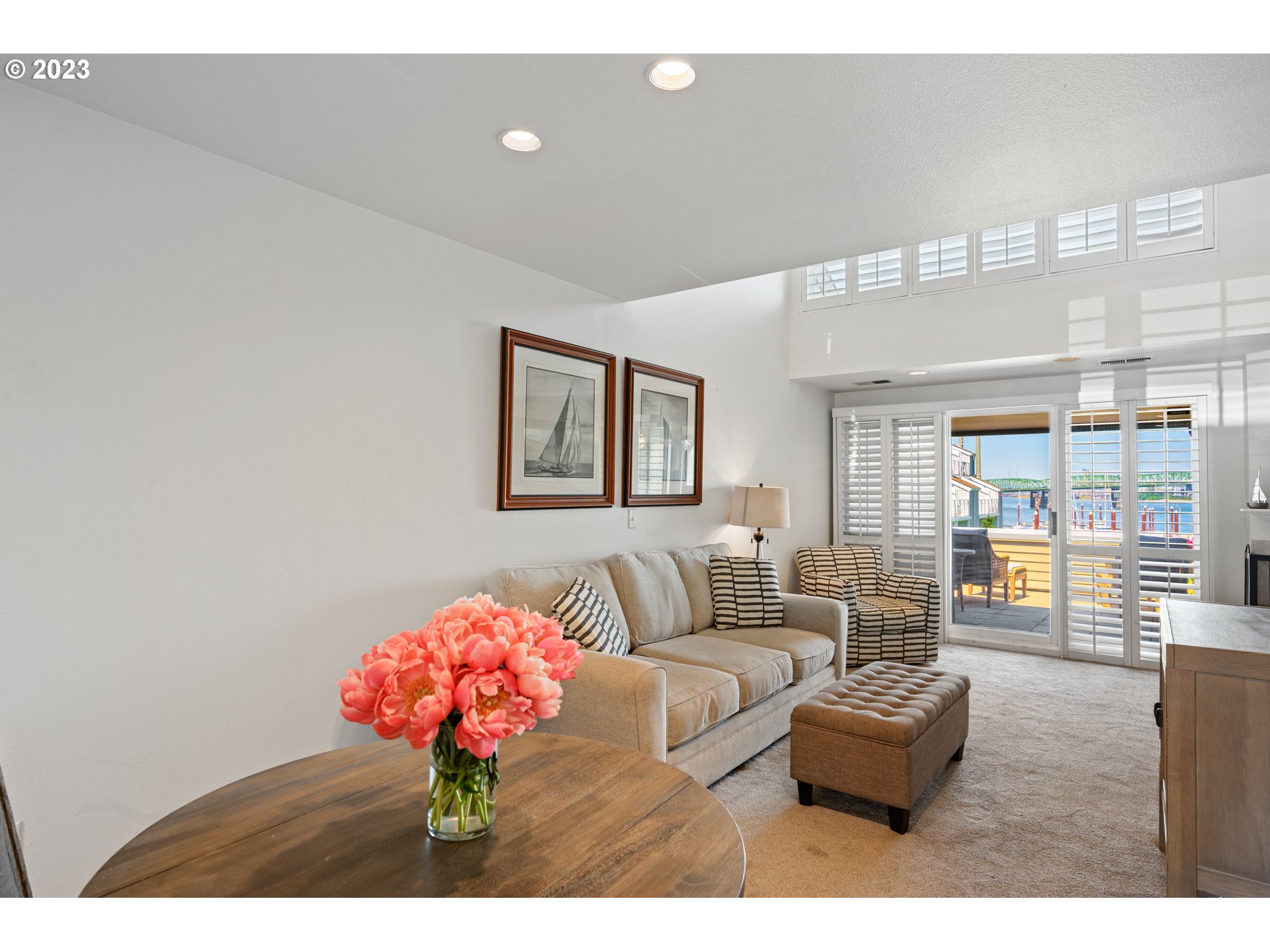 Photo #2: 23549590 Listing 