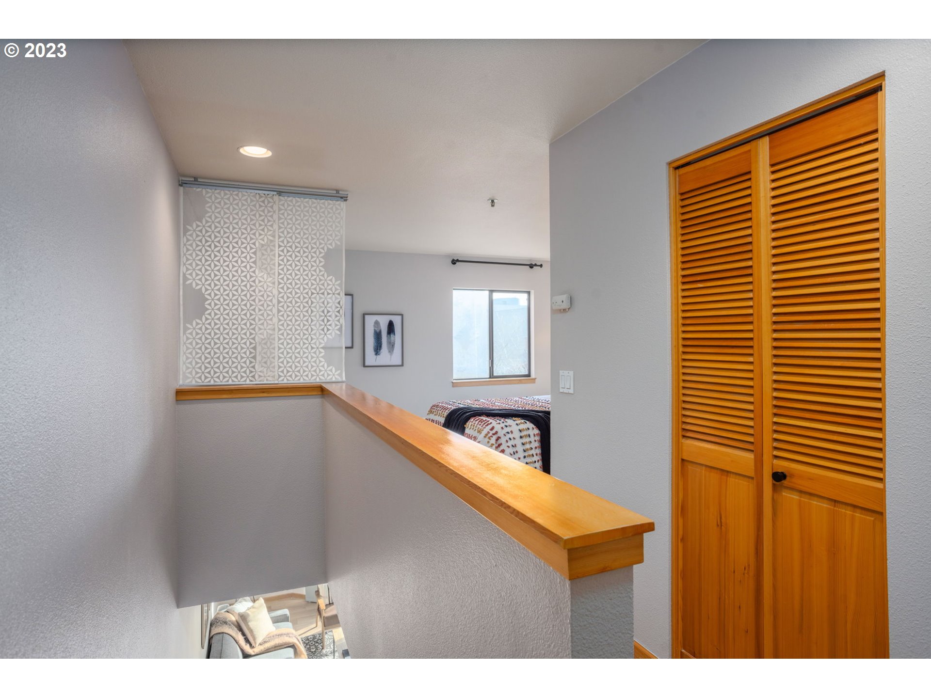 Photo #5: 23552421 Listing 