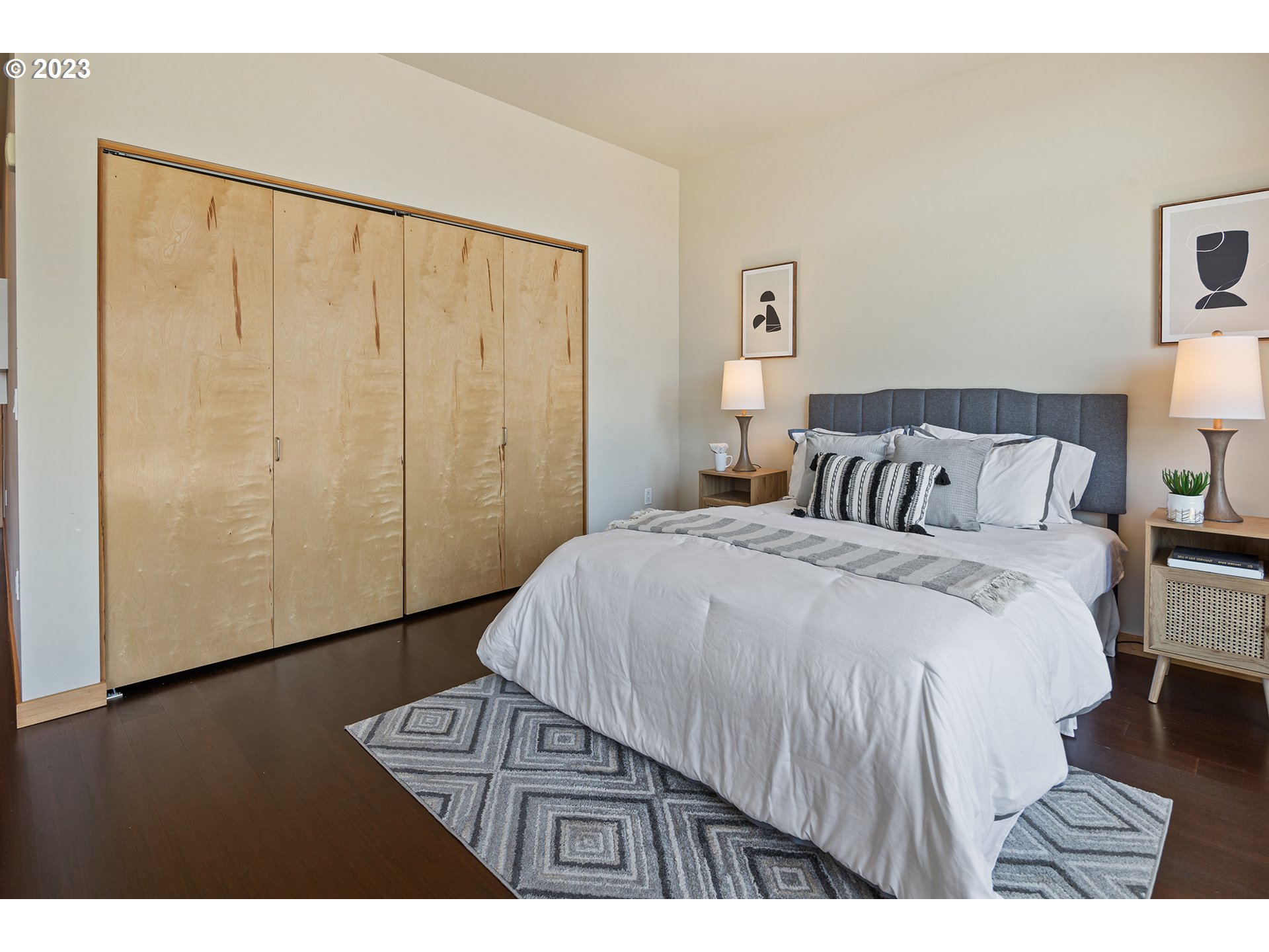 Photo #5: 23553440 Listing 