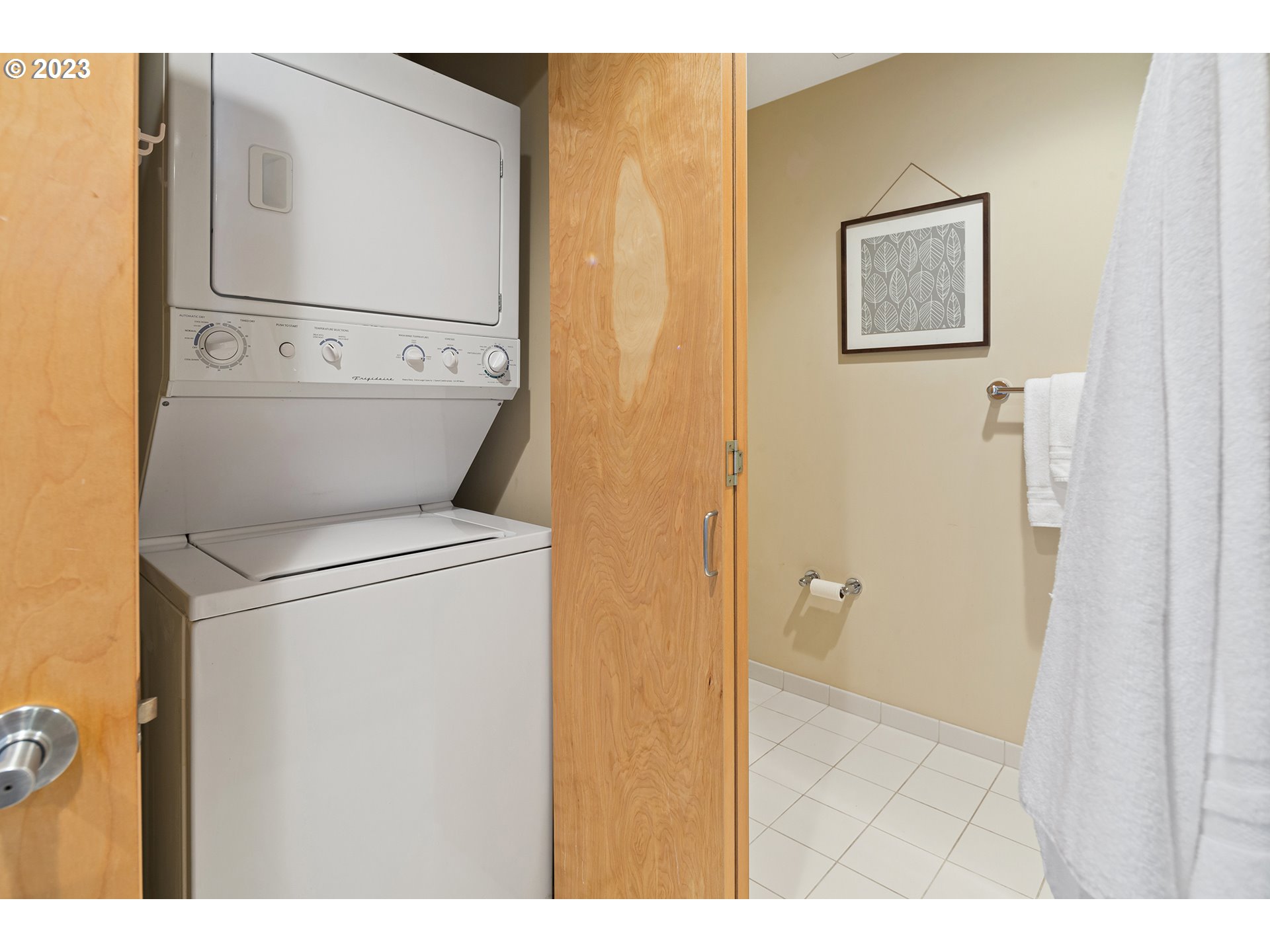 Photo #2: 23553440 Listing 