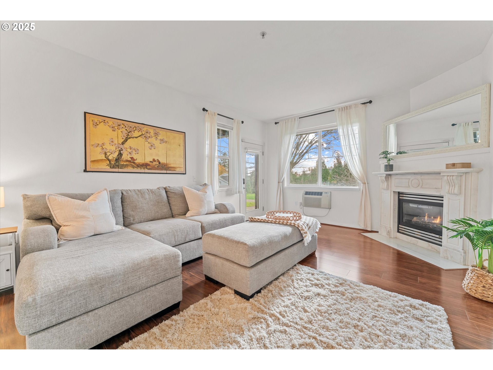 Photo #10: 235534930 Listing: Photo #10