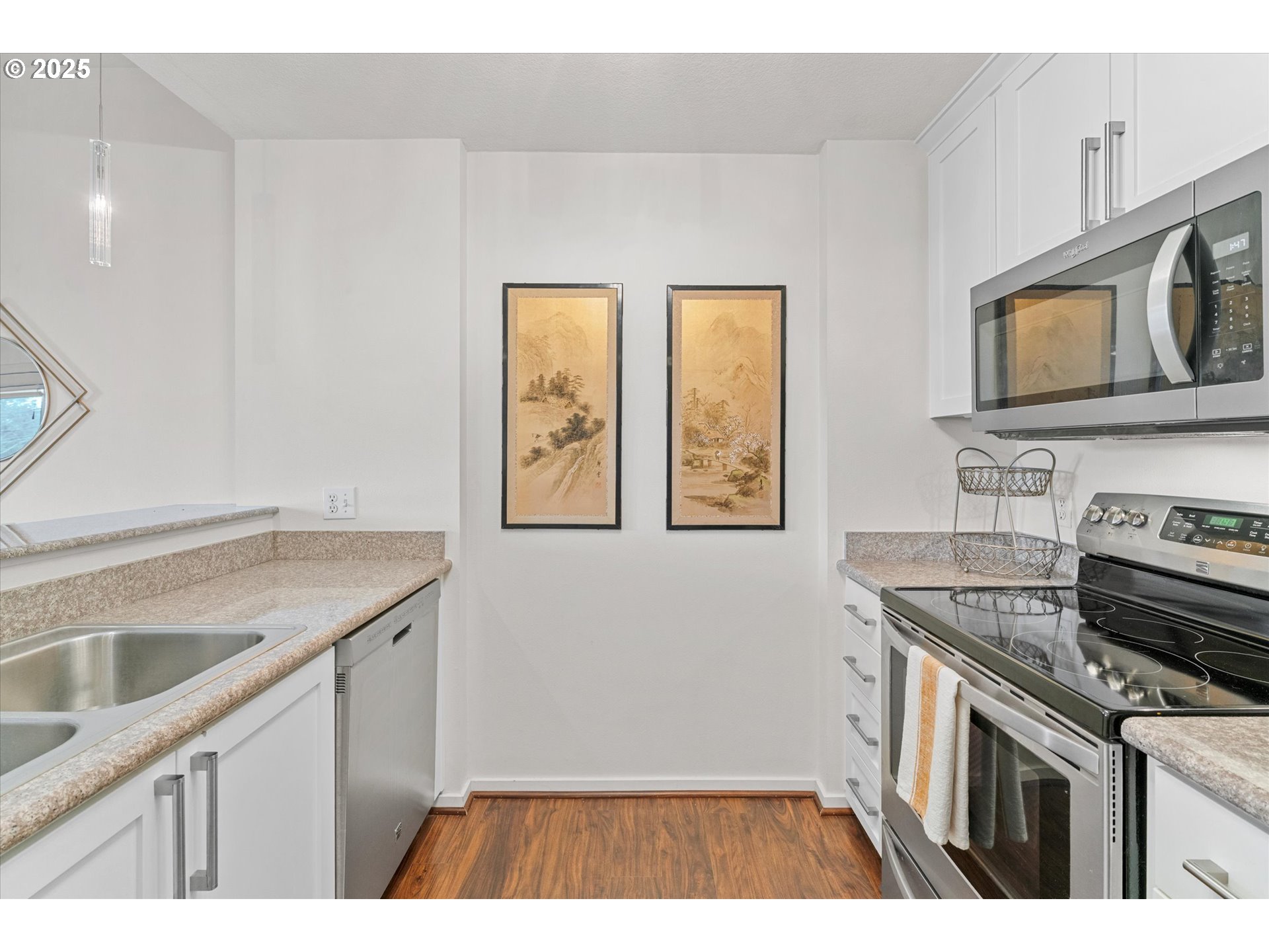 Photo #13: 235534930 Listing: Photo #13