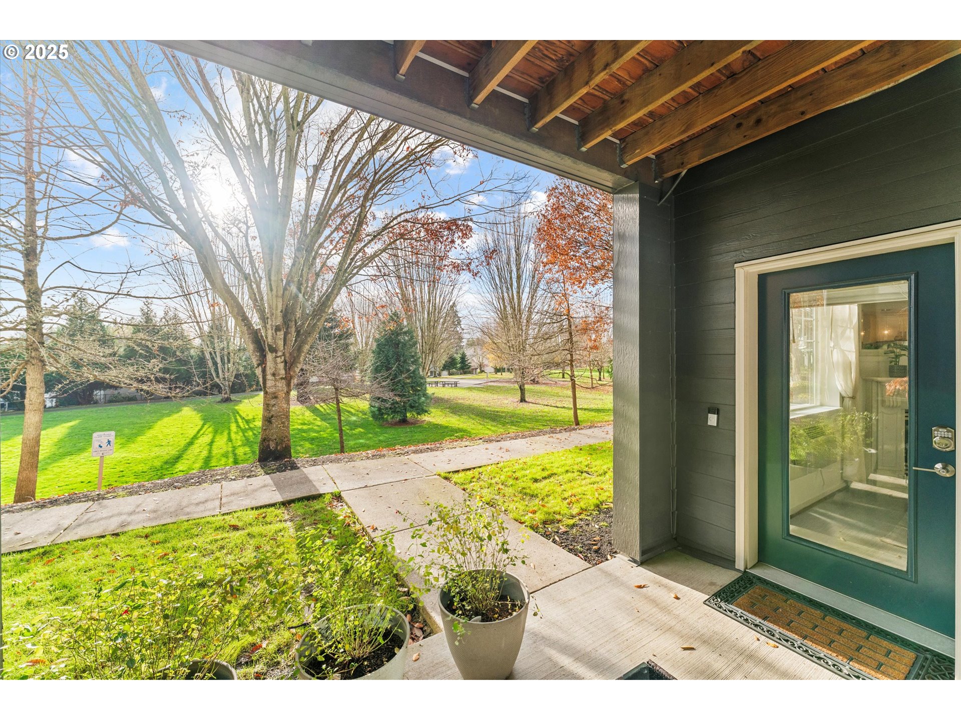 Photo #4: 235534930 Listing: Photo #4