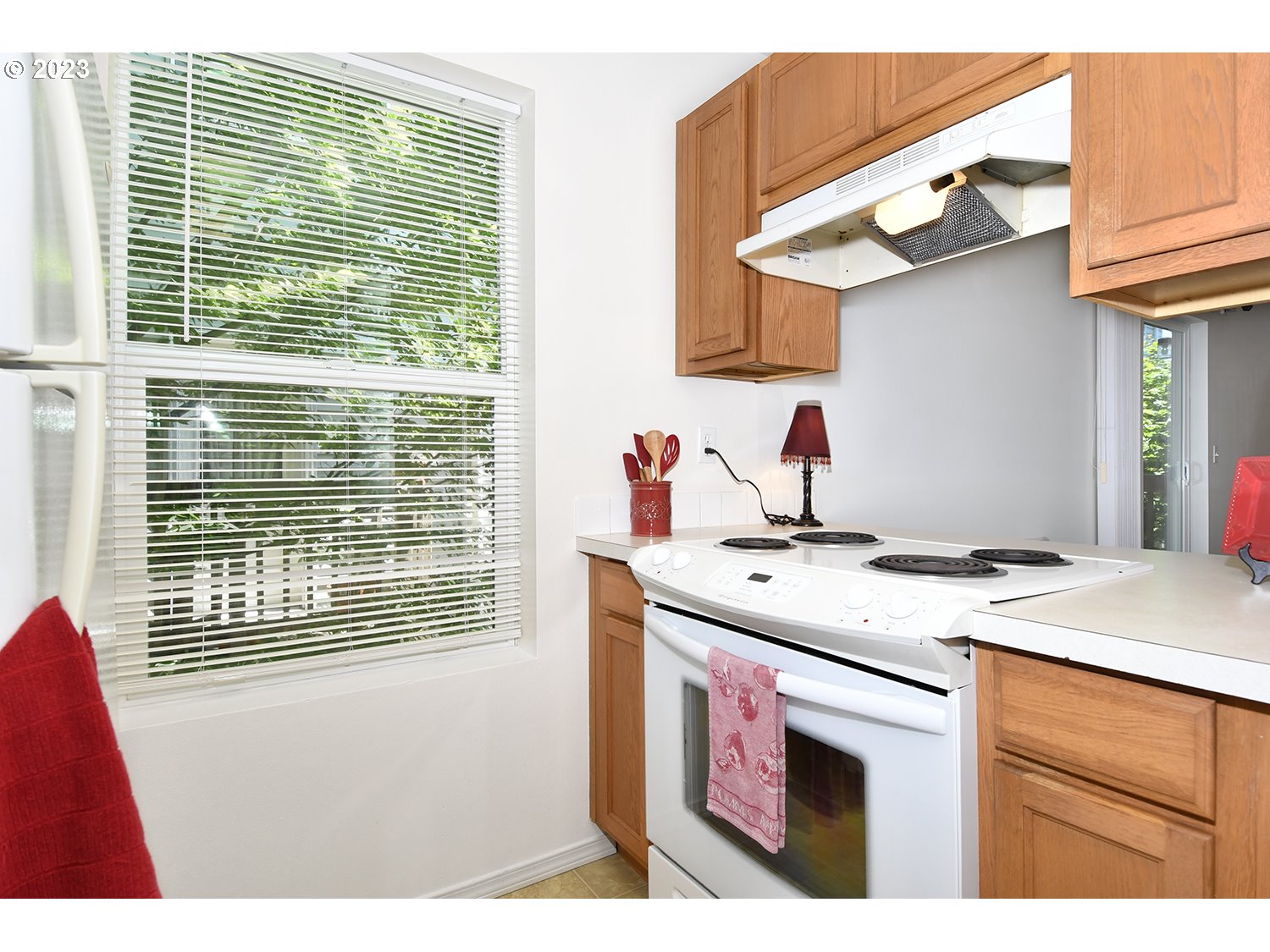 Photo #6: 23553531 Listing 