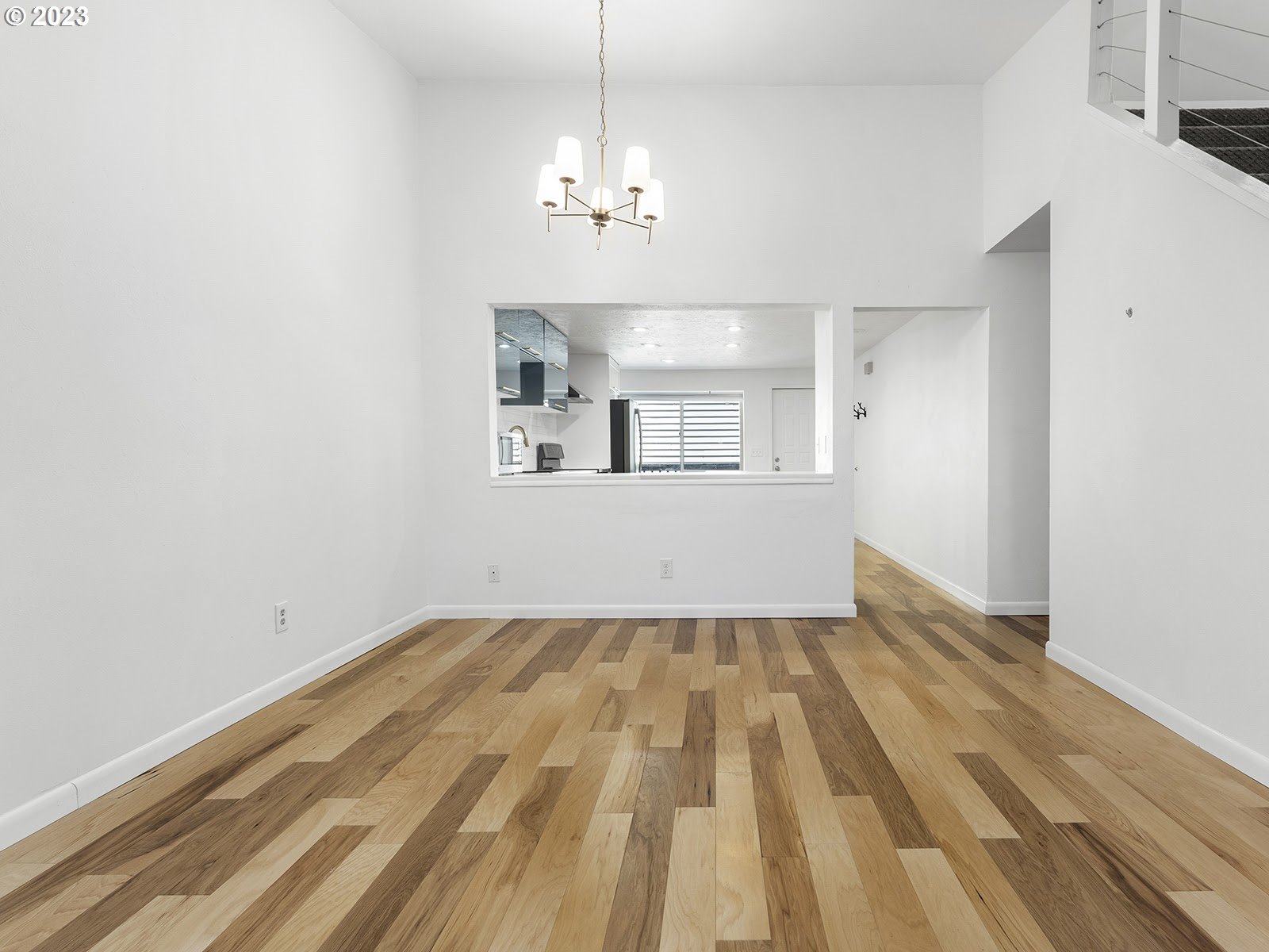 Photo #6: 23556396 Listing 