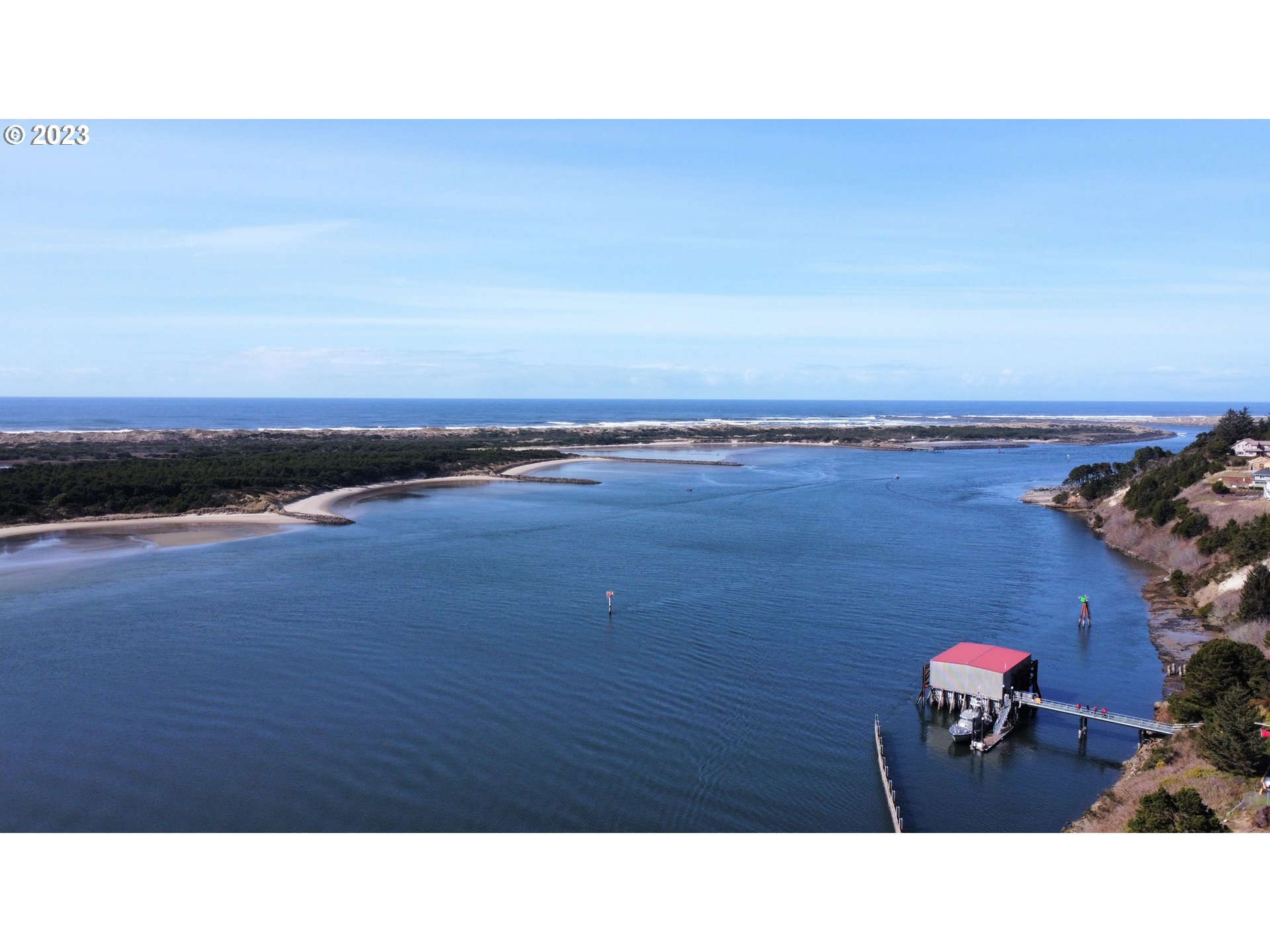 26 COAST GUARD RD, Florence, OR, 97439