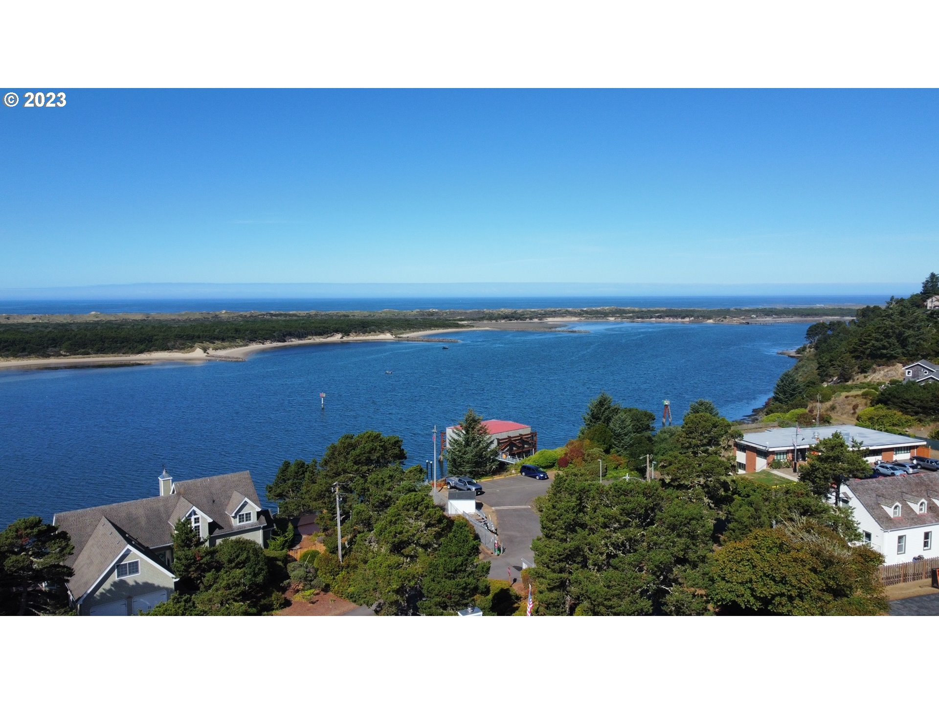 26 COAST GUARD RD, Florence, OR, 97439