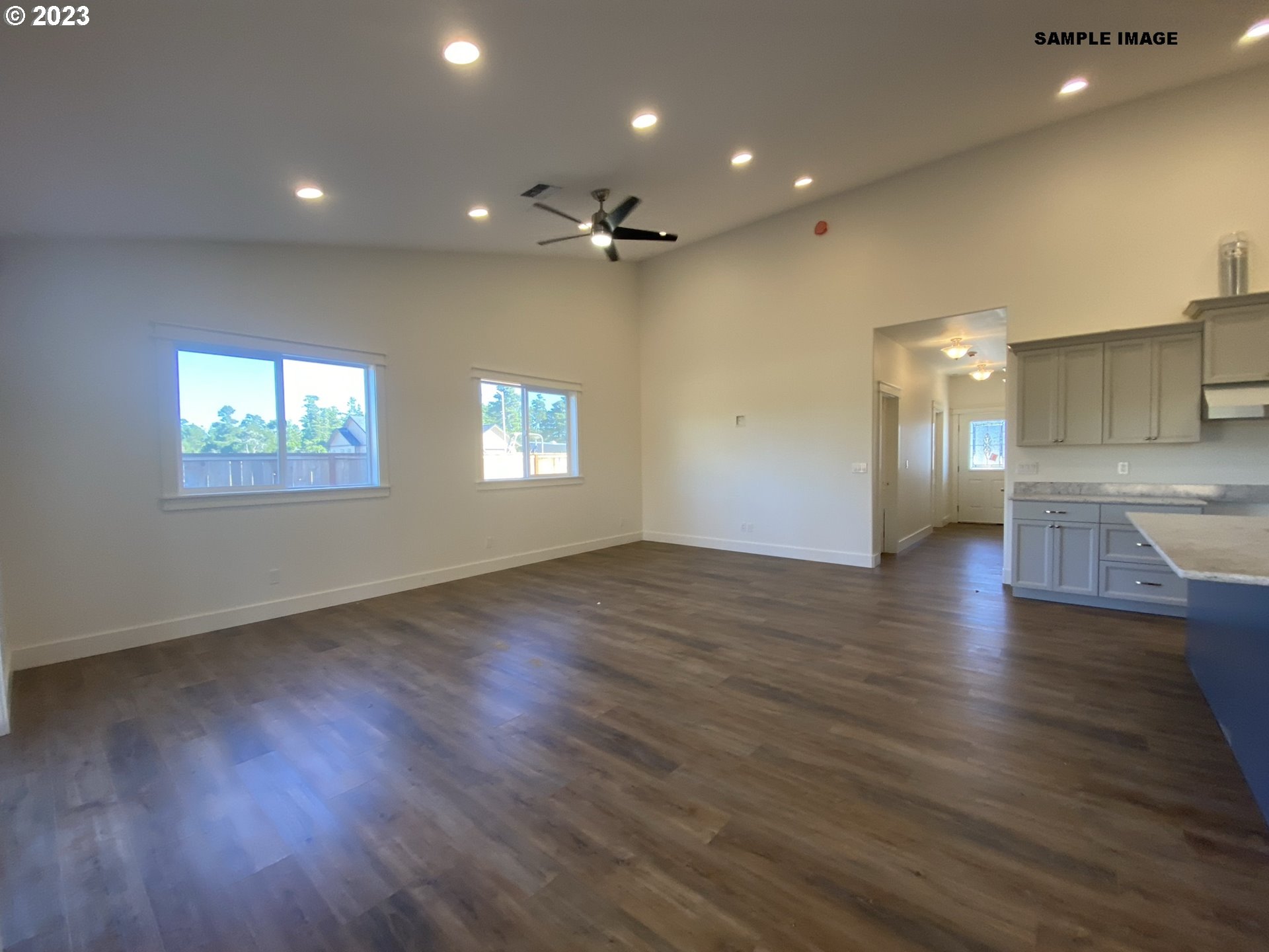 26 COAST GUARD RD, Florence, OR, 97439