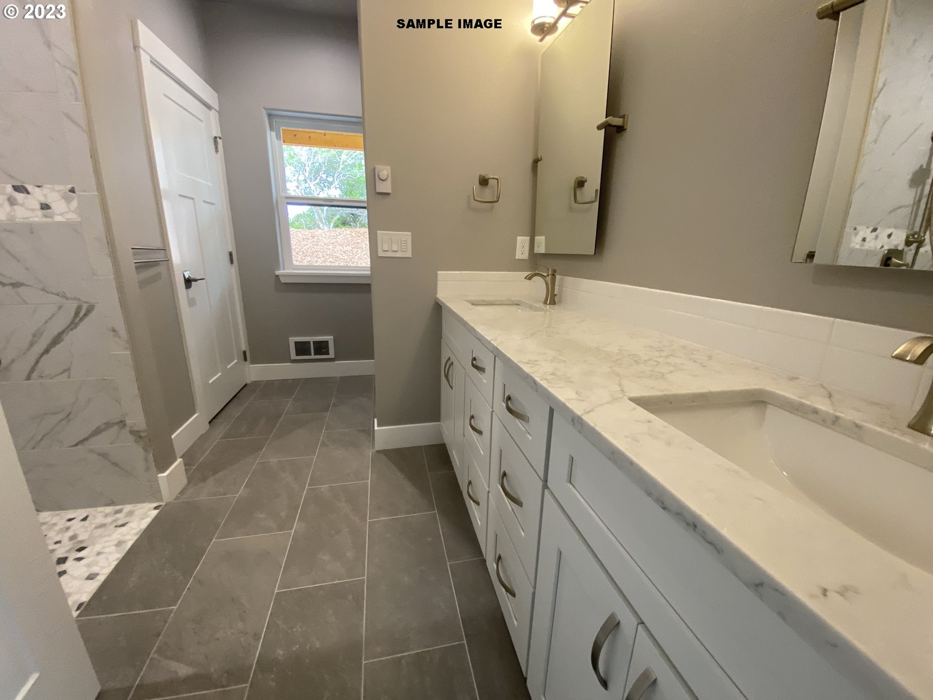 26 COAST GUARD RD, Florence, OR, 97439