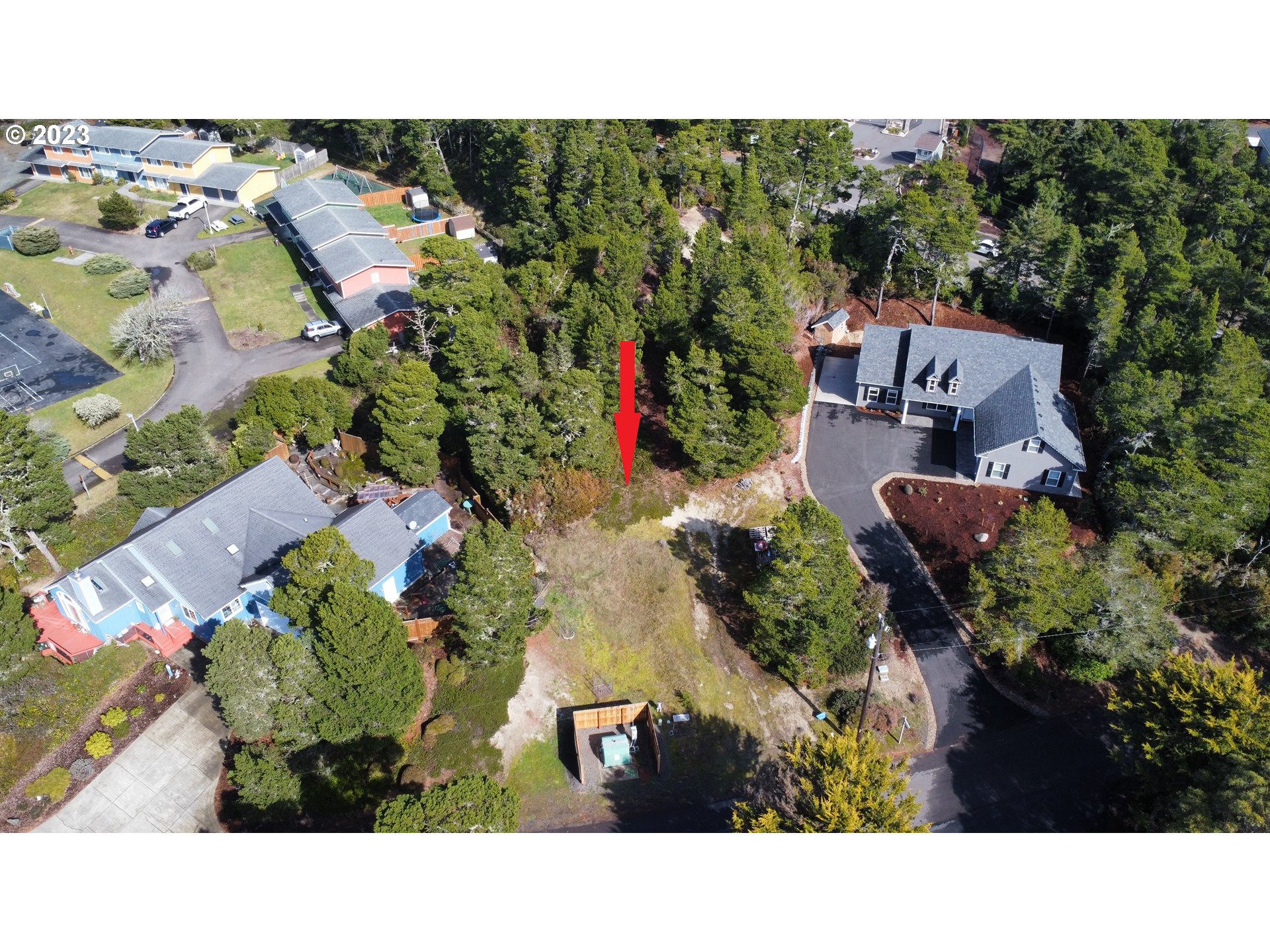 26 COAST GUARD RD, Florence, OR, 97439