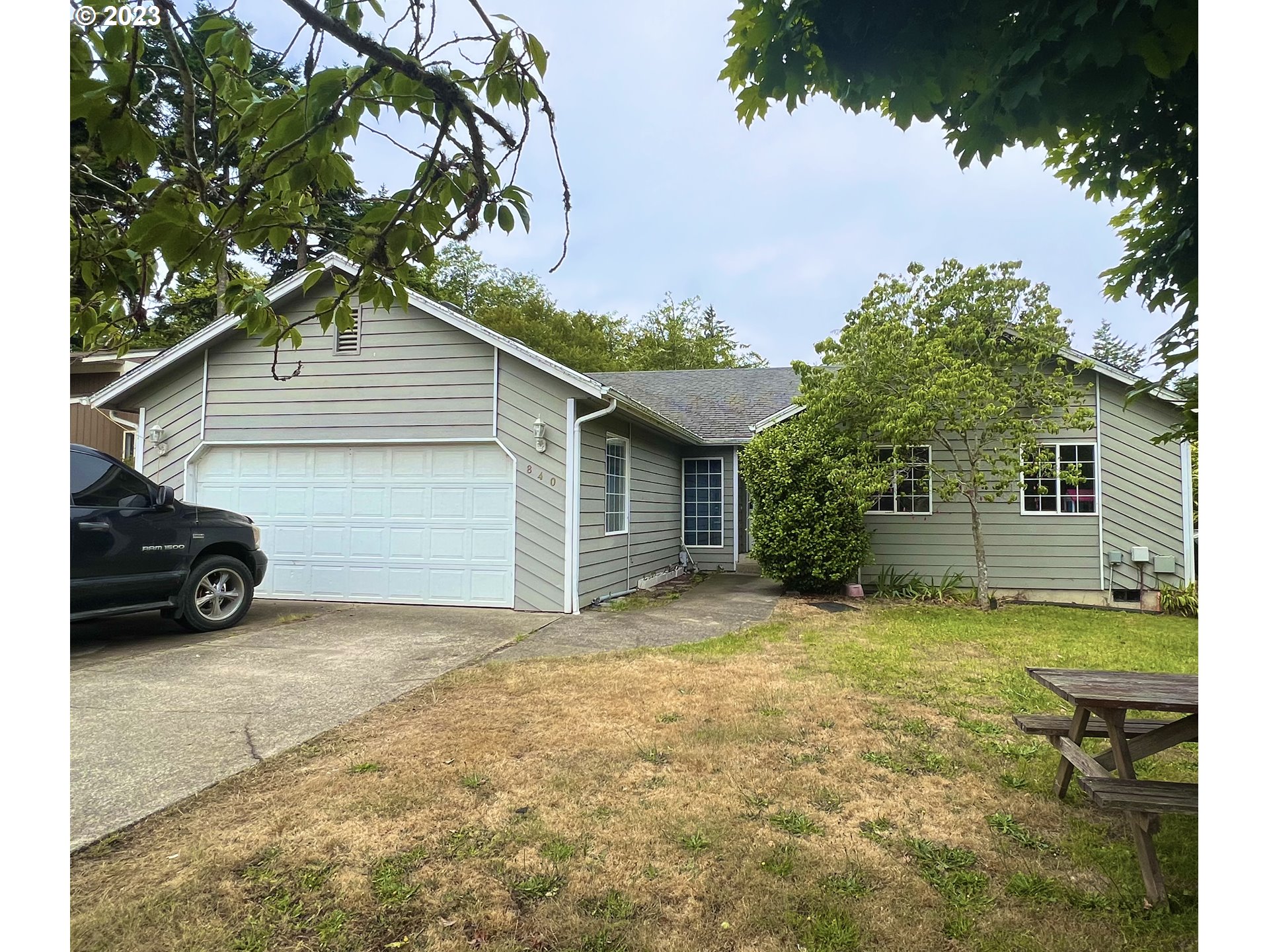 840 SEABREEZE TER, Coos Bay, OR 