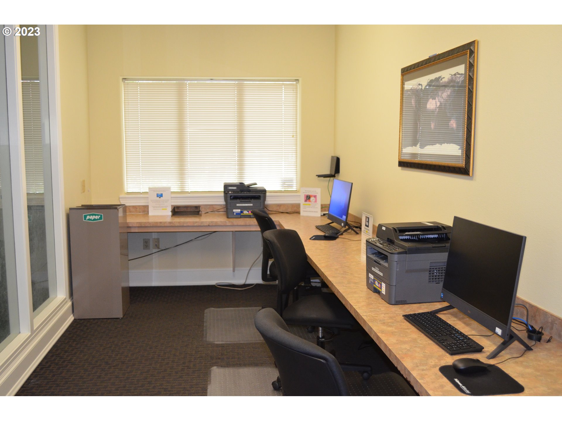 Photo #3: 23589183 Listing 