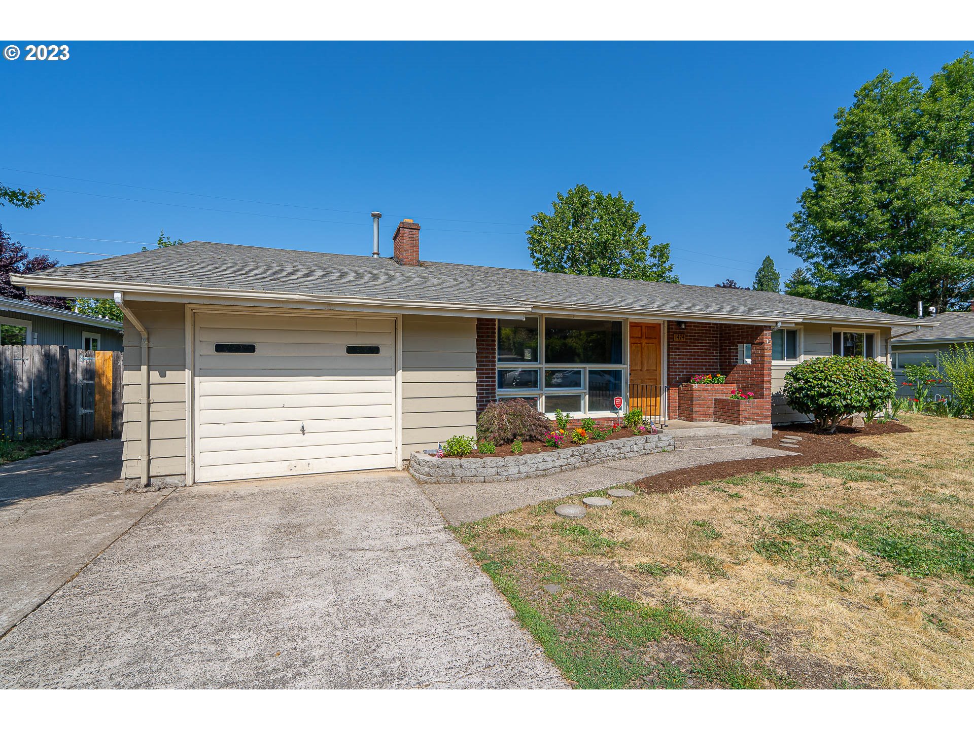 Charming River Road house in desirable neighborhood. Back yard fence opens up to Howard Elementary school grounds. Property is less than 1/2 block from Emerald Park playground and pool. Easy access to Beltline & NW Expressway. Living room & family room have big windows with a lot of natural light. Bay window seats in family room look into backyard. Galley style kitchen with original wood cabinets. Wood burning fireplace. Hard wood floors. Utility room with 1/2 bath. 3 bedrooms and 1 full bath. Garden Beds in backyard. 1 car garage with attic storage. Open House Fri 7/7 5:00-7:00 pm, Sat 7/8 10:00 am - 12:00 pm, Sun 7/9 12:00-2:00 pm.
