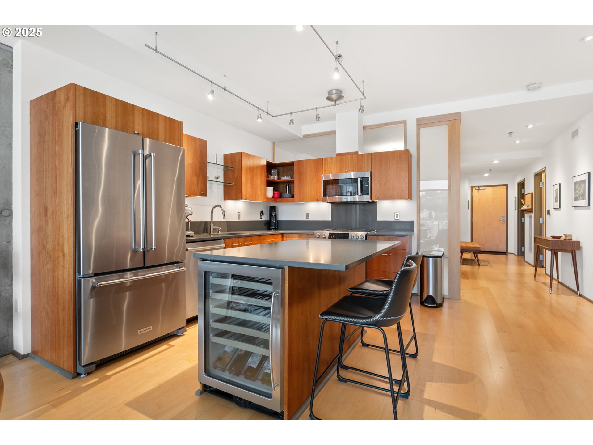 Photo #12: 236032734 Listing: Photo #12