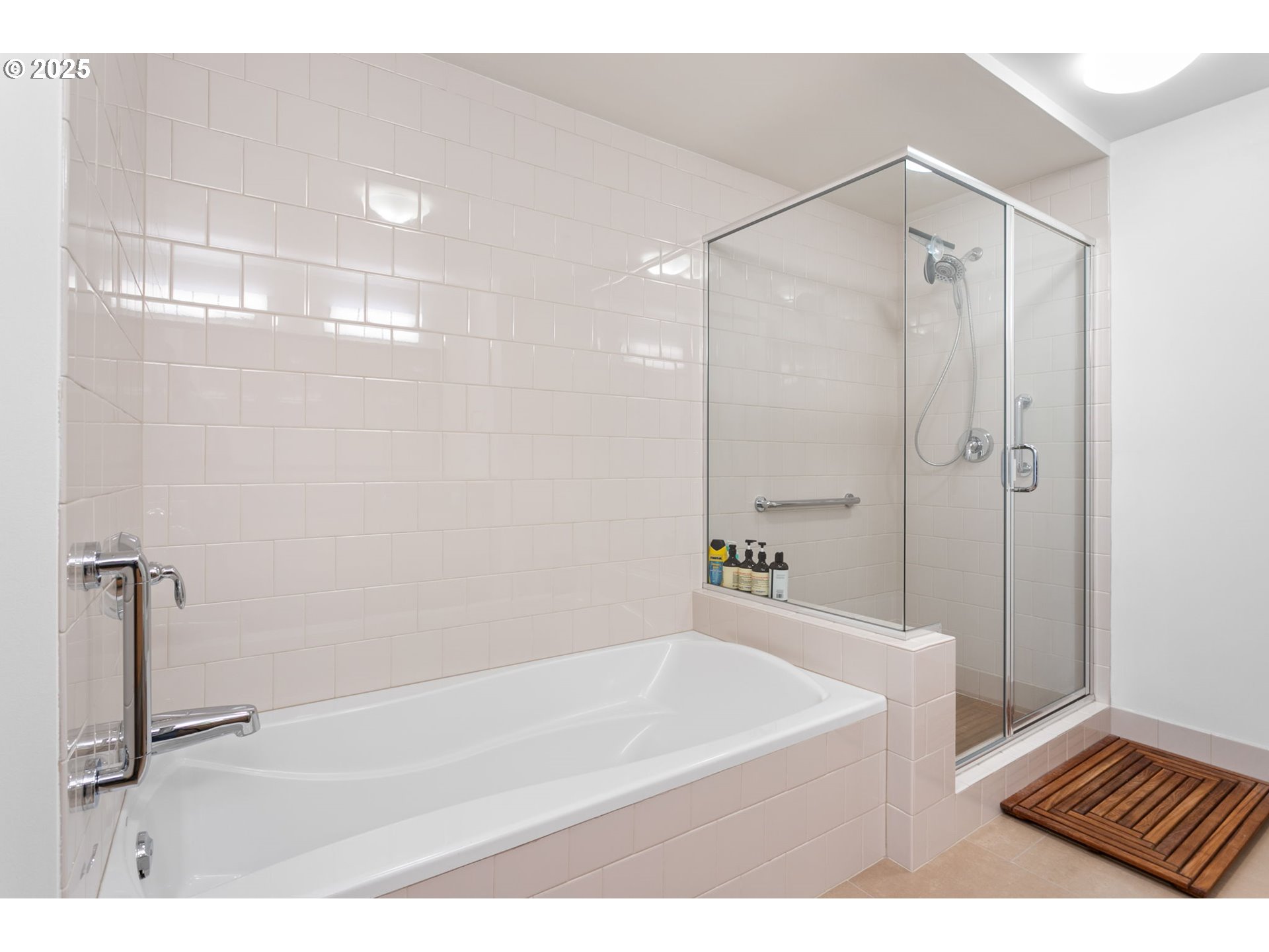 Photo #21: 236032734 Listing: Photo #21