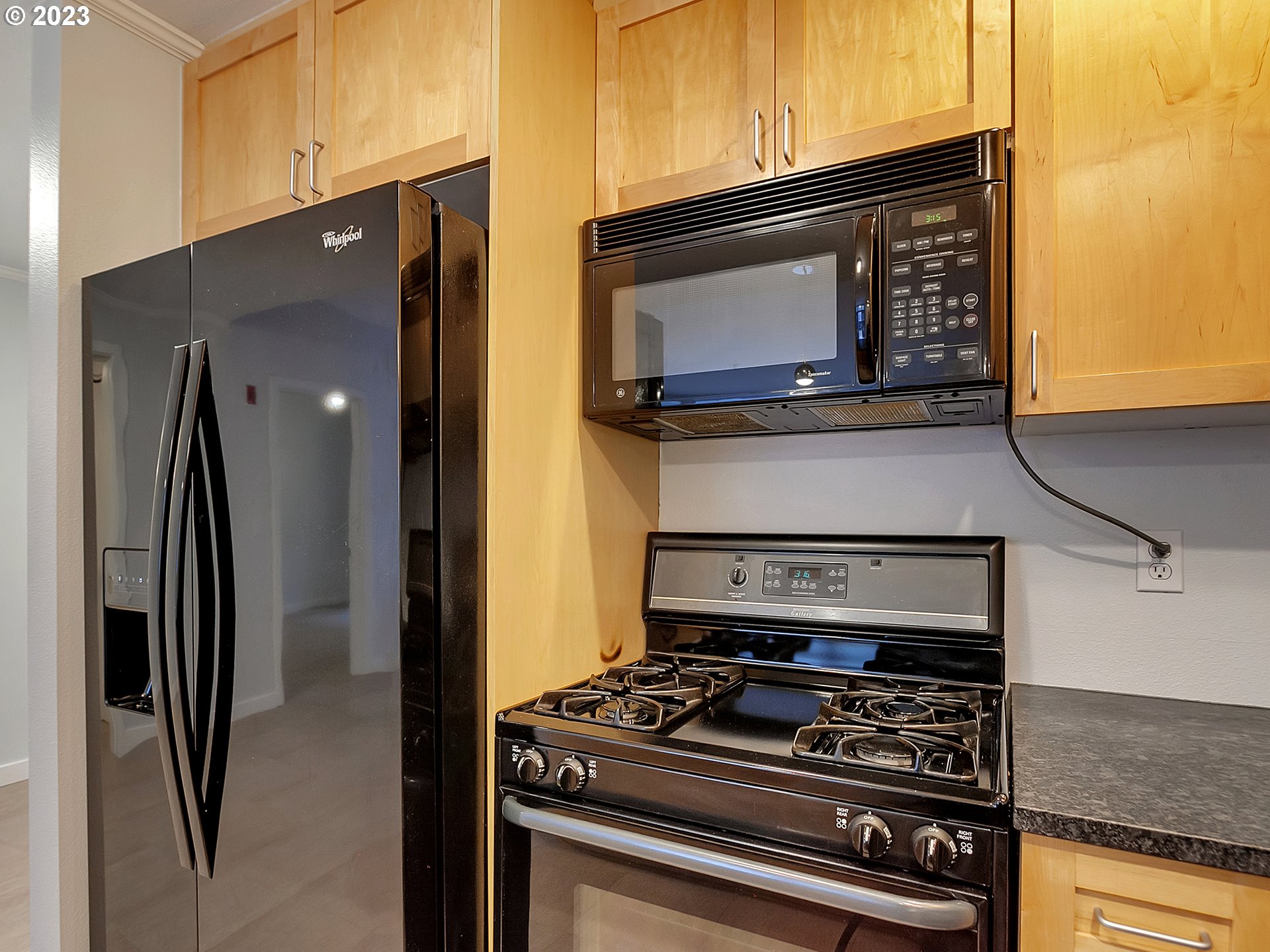 Photo #6: 23605822 Listing 