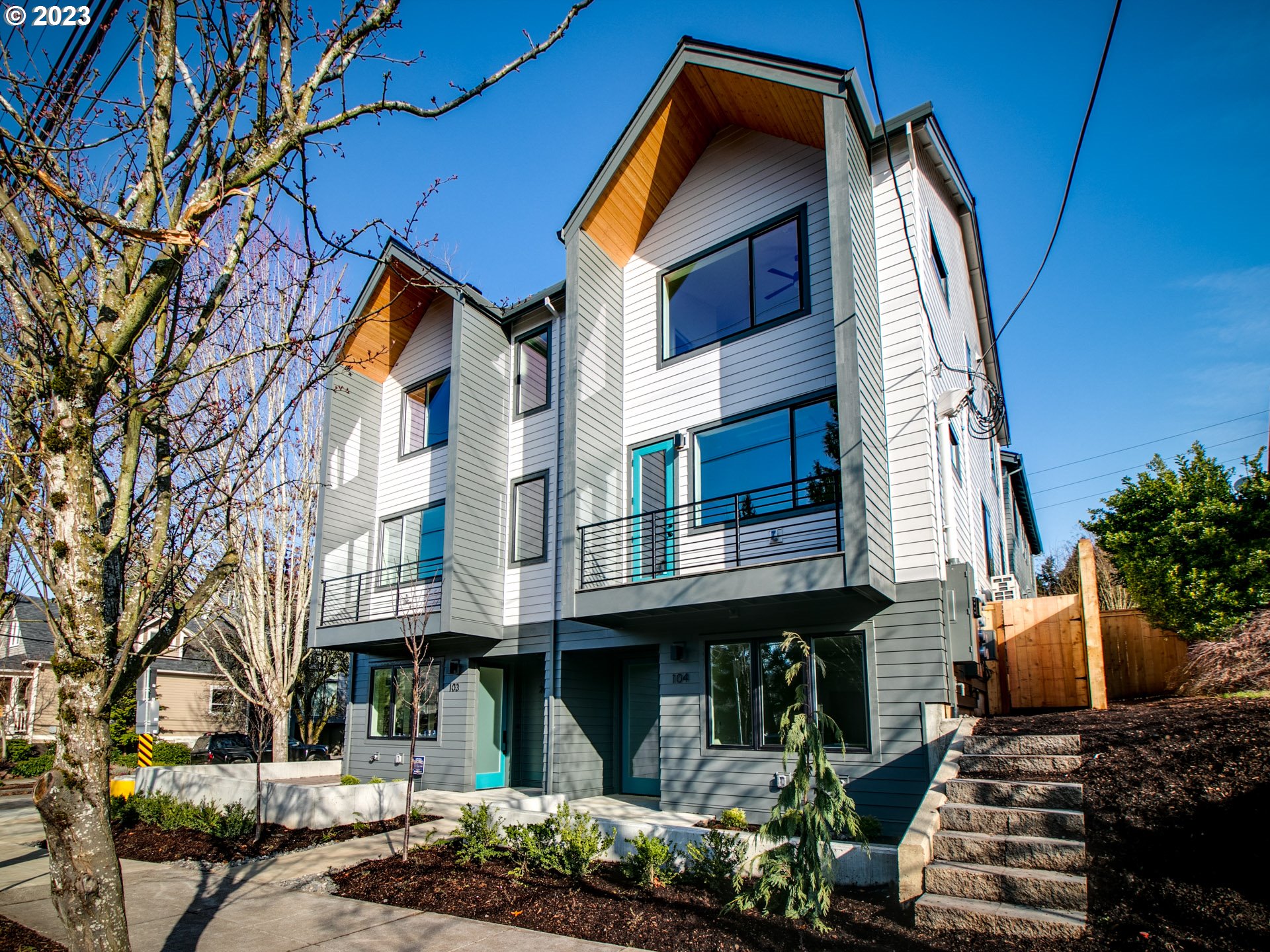 601 SE Spokane 203, Portland, OR 97202