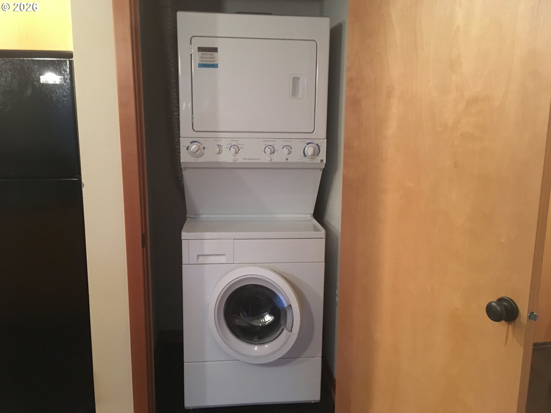 Photo #5: 236219623 Listing: Photo #5