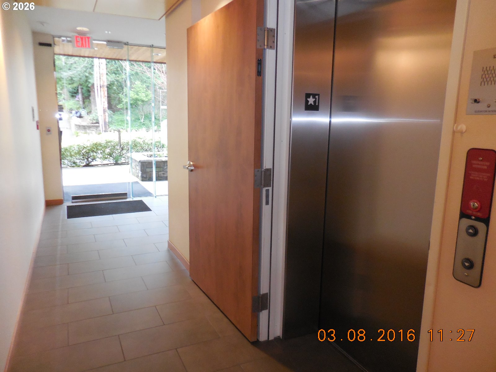 Photo #2: 236219623 Listing: Photo #2