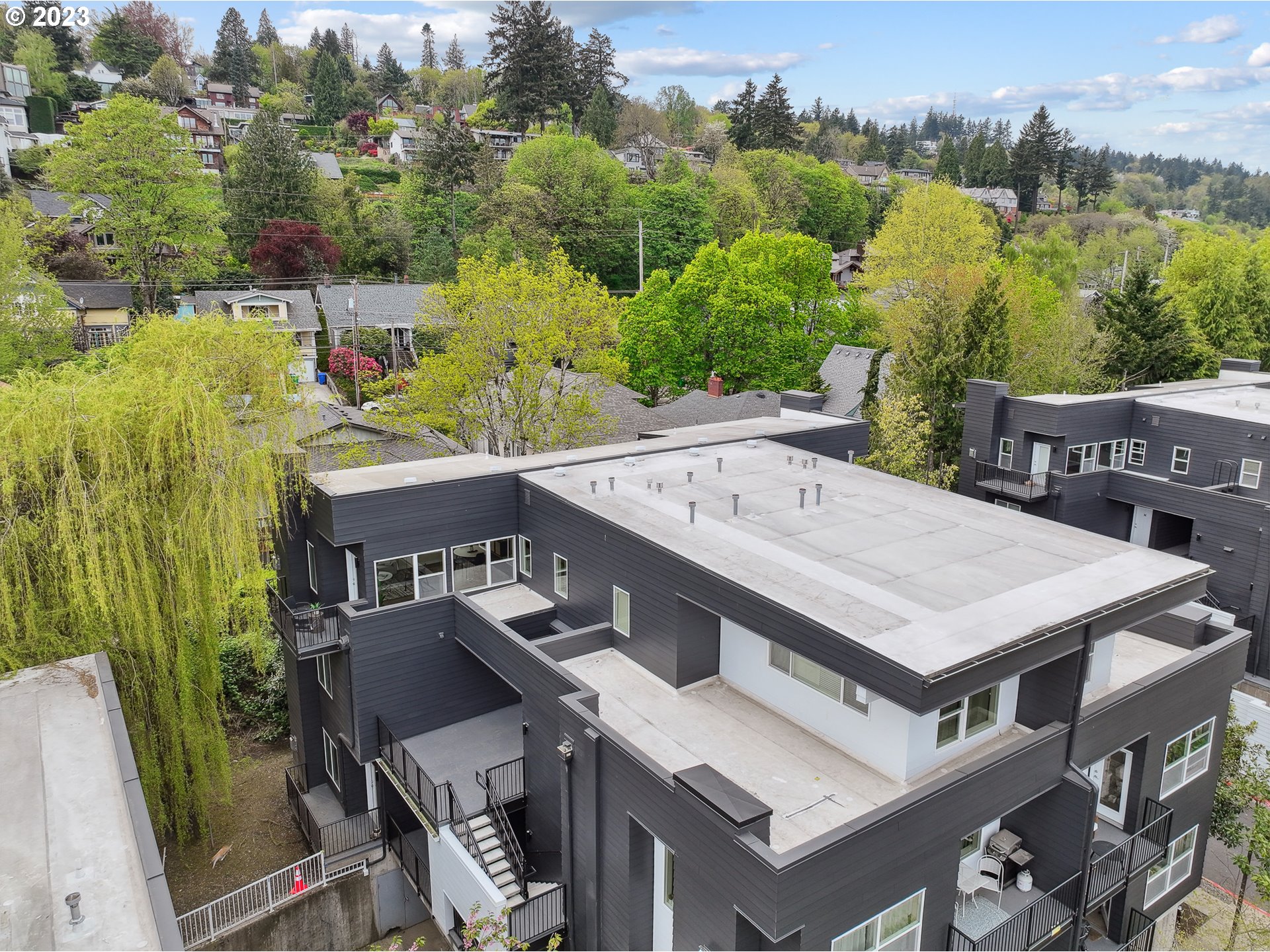 Photo #3: 23623685 Listing 