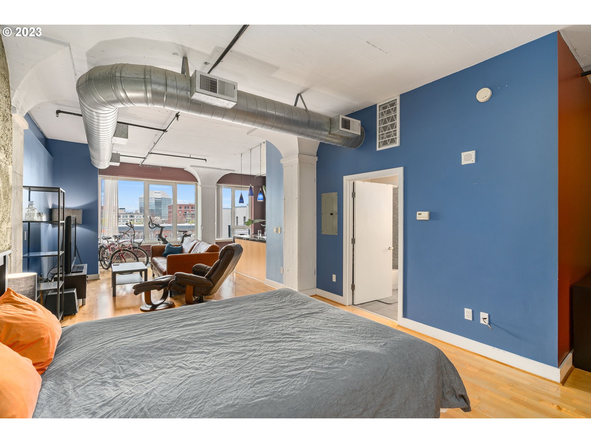 Photo #3: 23624291 Listing 