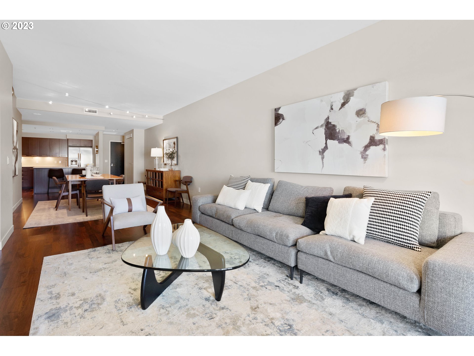 Photo #2: 23630062 Listing 