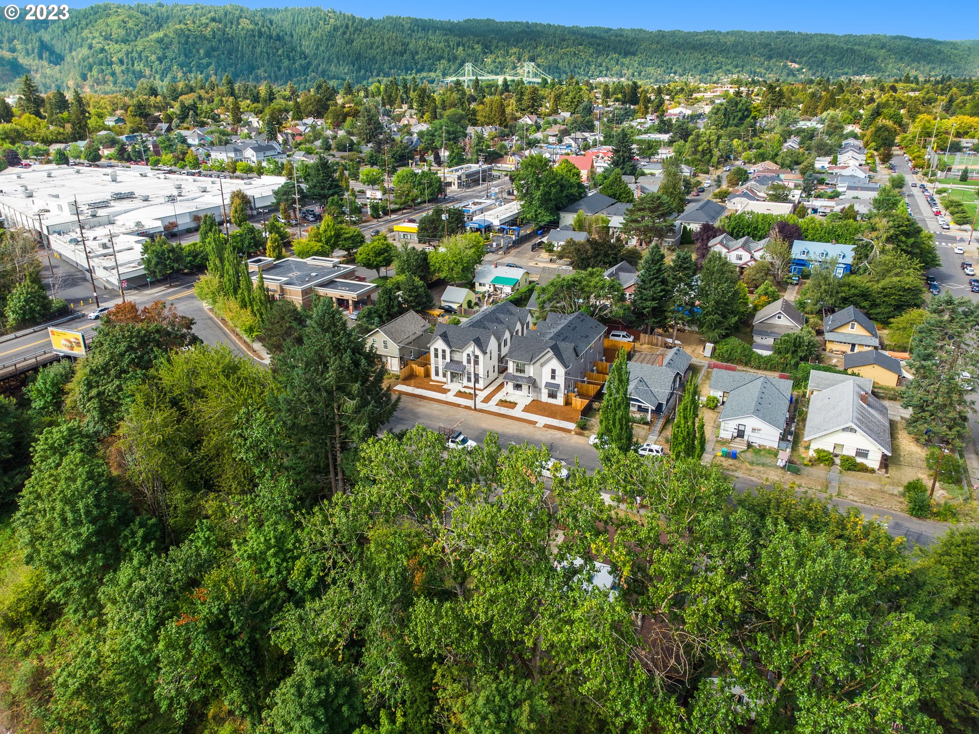 Photo #2: 23631793 Listing 