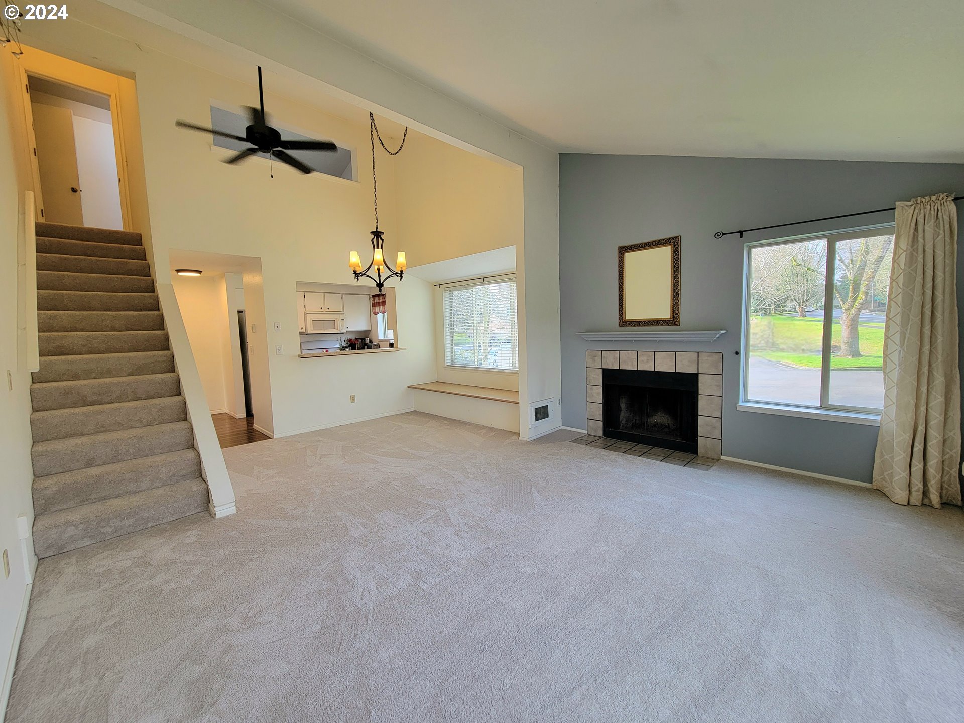 Photo #9: 23639183 Listing 