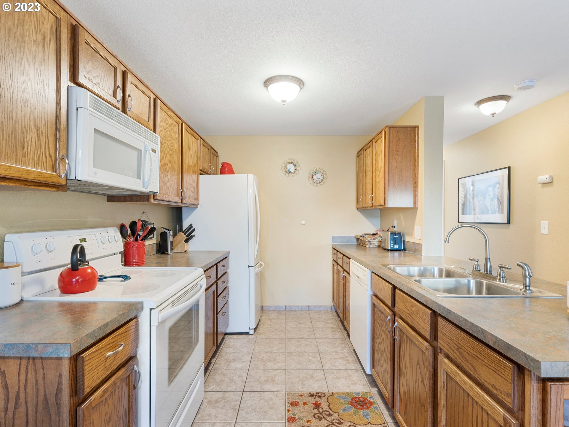 Photo #6: 23645488 Listing 