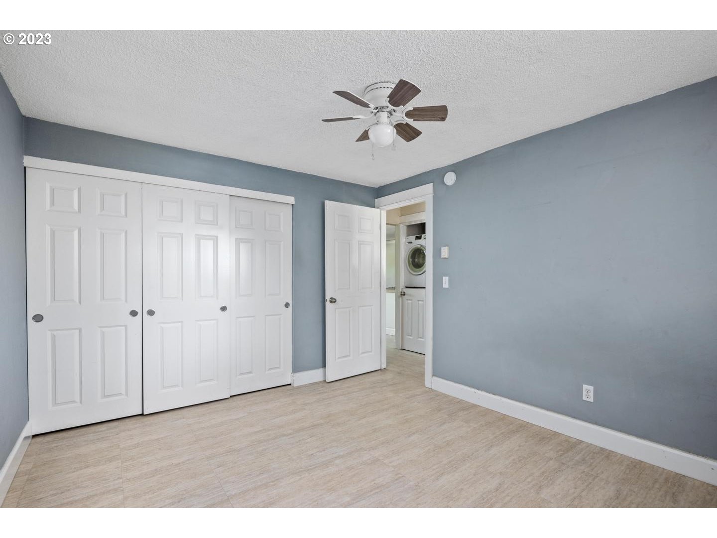 Photo #4: 23646504 Listing 