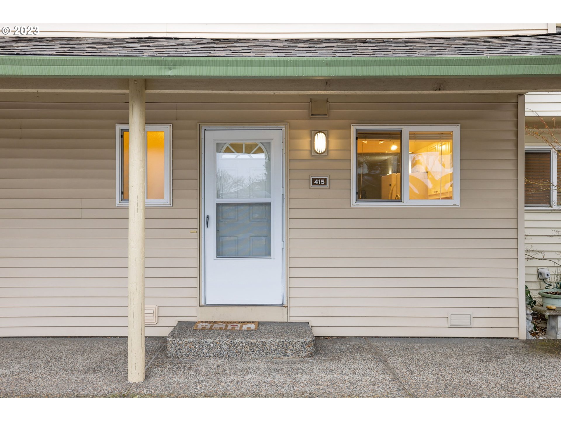 Photo #2: 23653833 Listing 