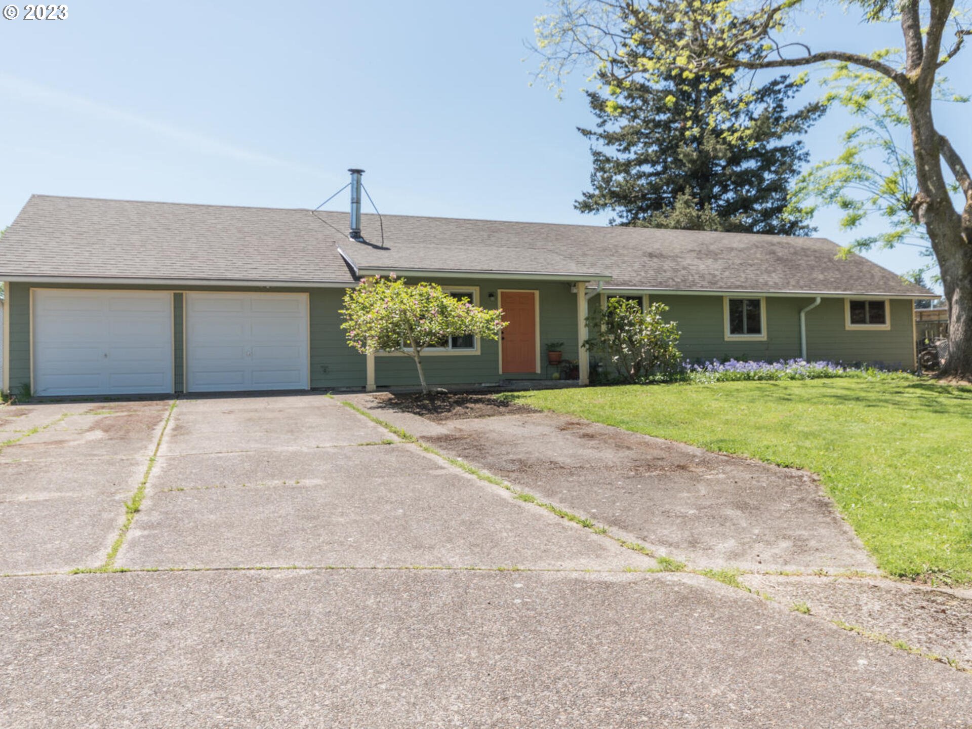 Troutdale, OR 97060,906 SW 14TH ST