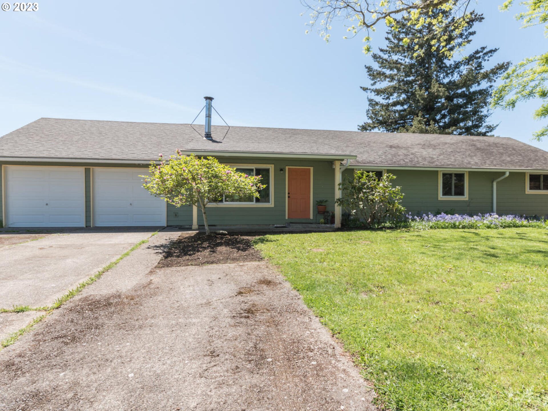 Troutdale, OR 97060,906 SW 14TH ST