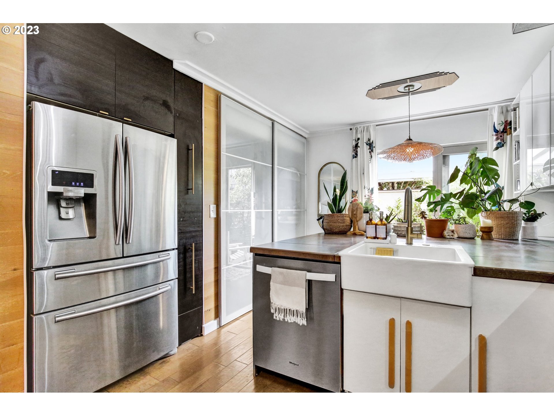 Photo #4: 23657484 Listing 