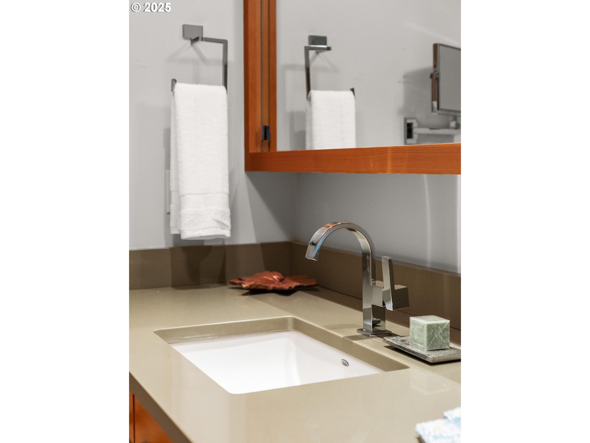 2323 SW PARK PL UNIT 1006, Portland, OR, 97205