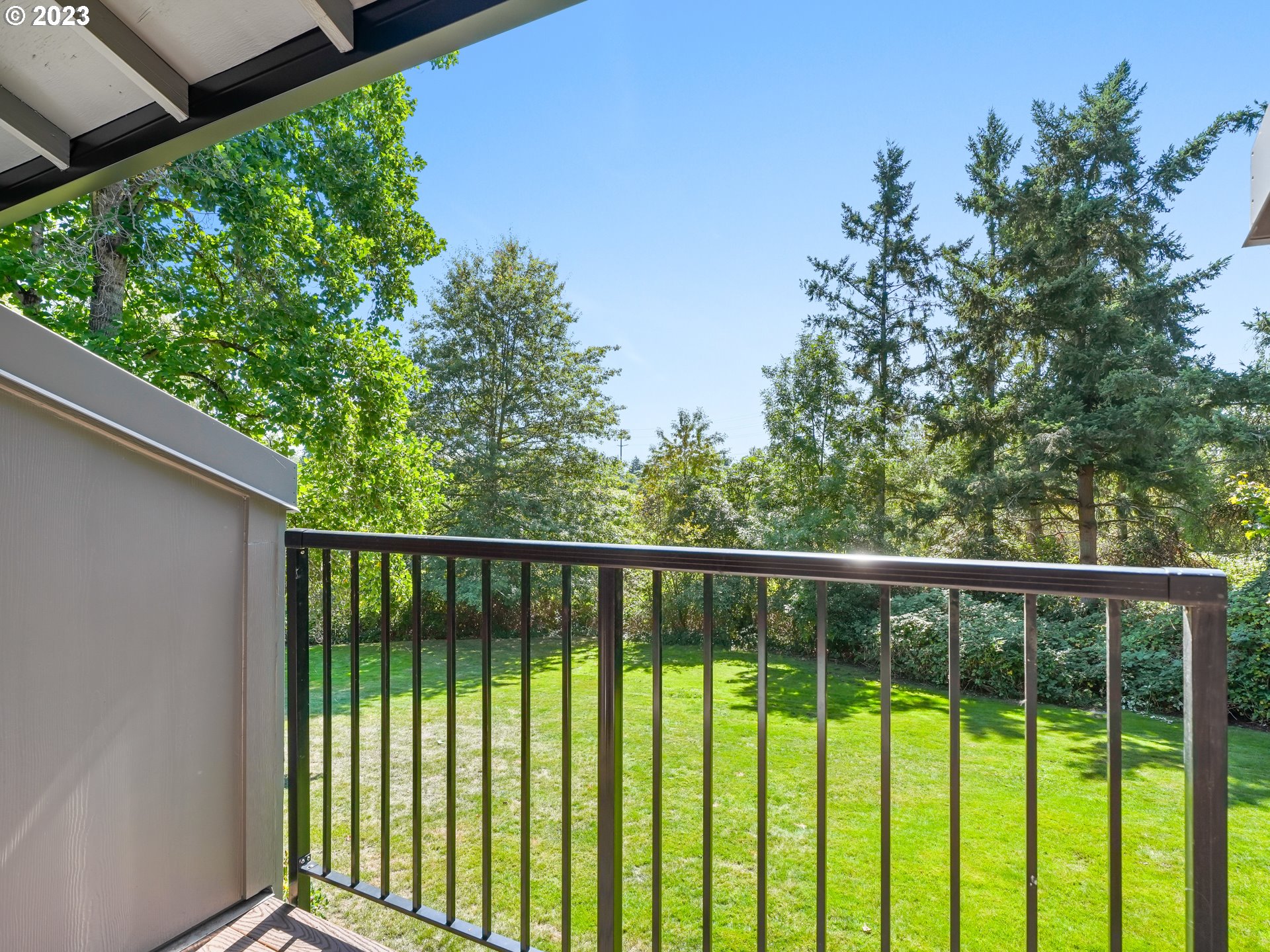 Photo #2: 23661567 Listing 