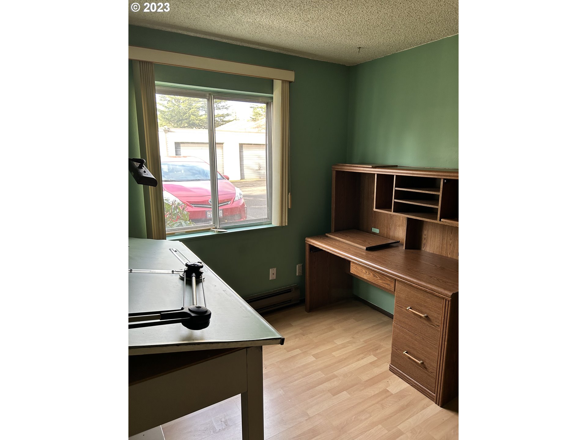Photo #4: 23668425 Listing 