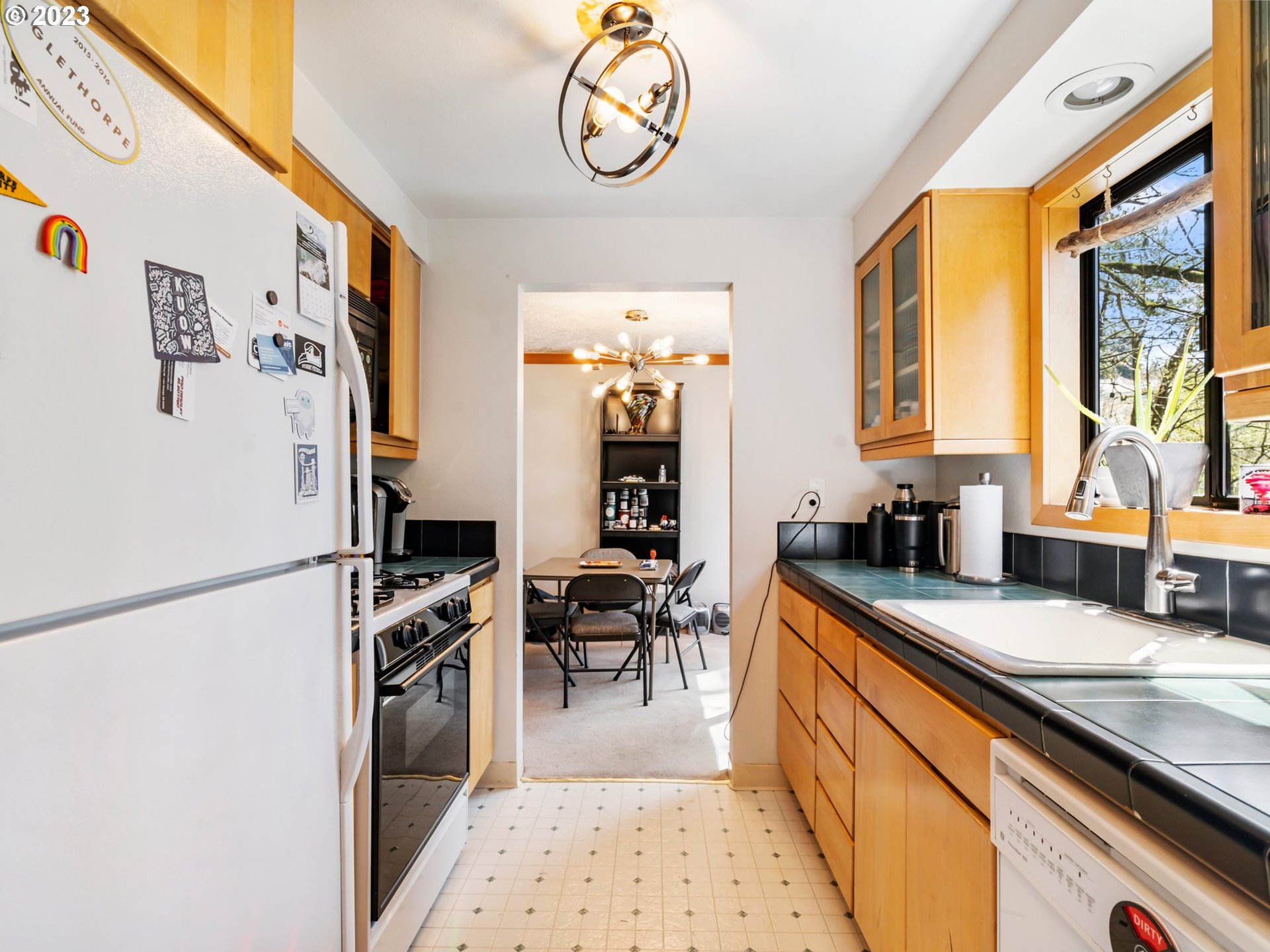 Photo #2: 23668779 Listing 