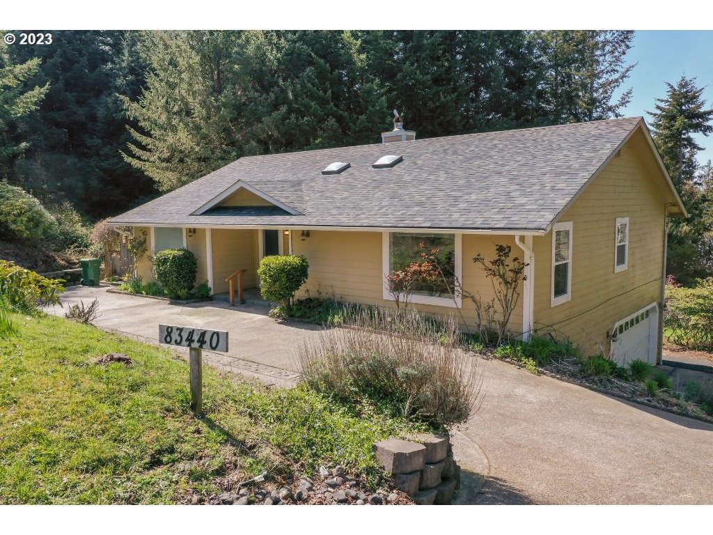 83440 CLEAR LAKE RD, Florence, OR 97439