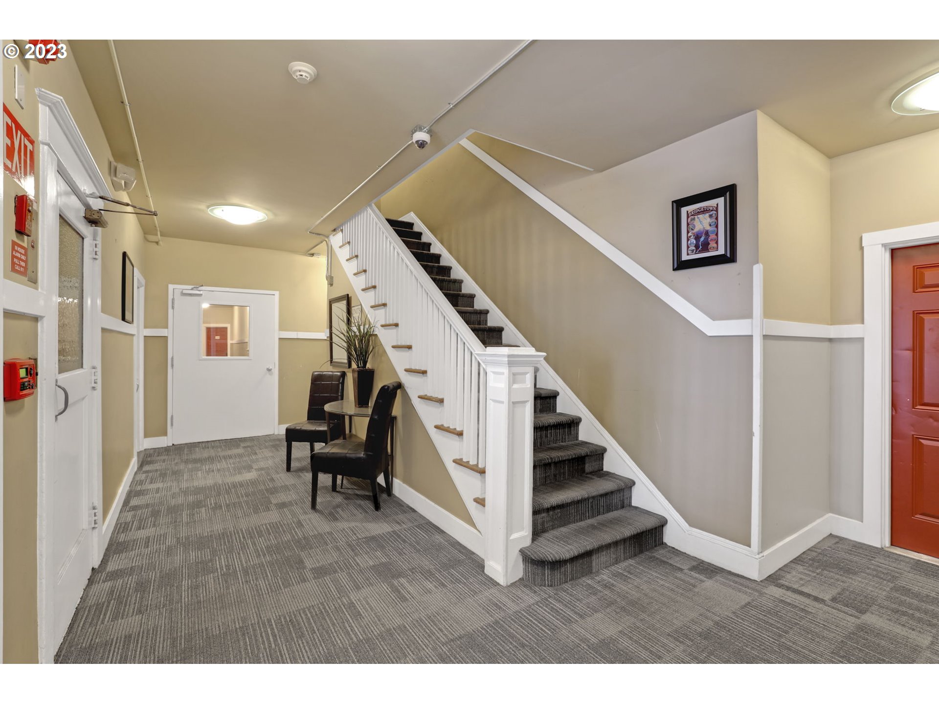 Photo #2: 23680690 Listing 