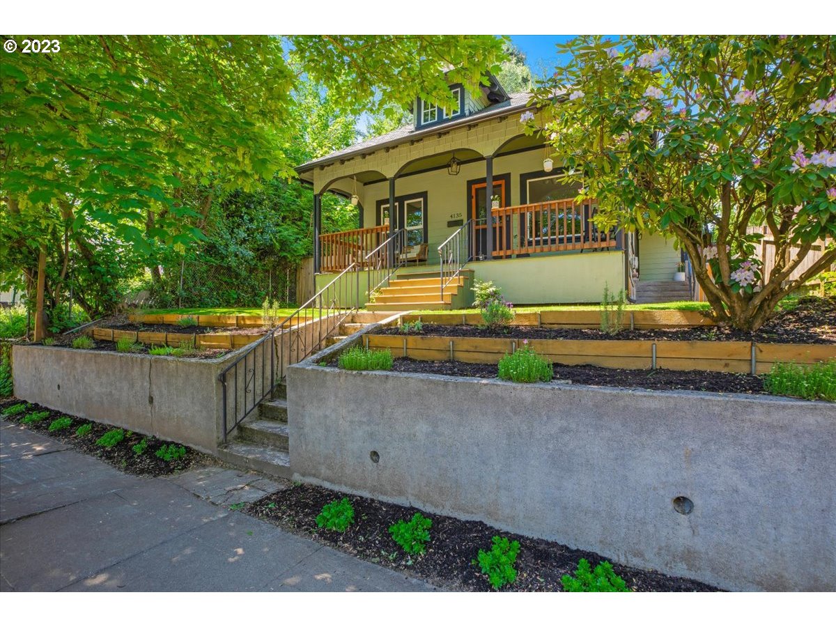 Homes for sale 4135 NE MALLORY AVE, Portland, OR 97211 MLS2368...