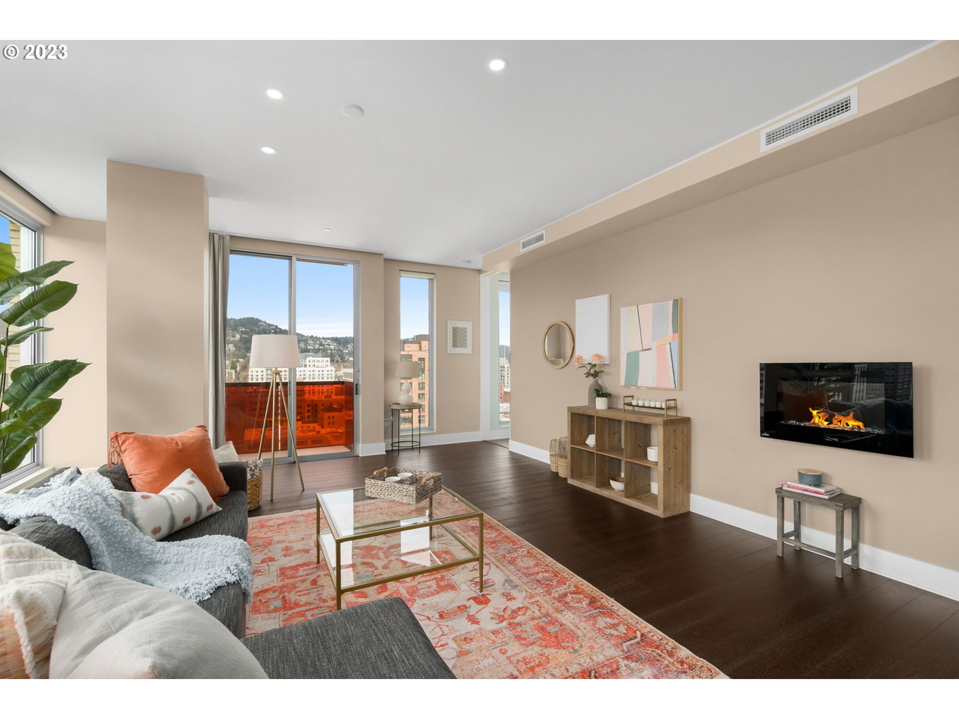 Photo #3: 23684006 Listing 