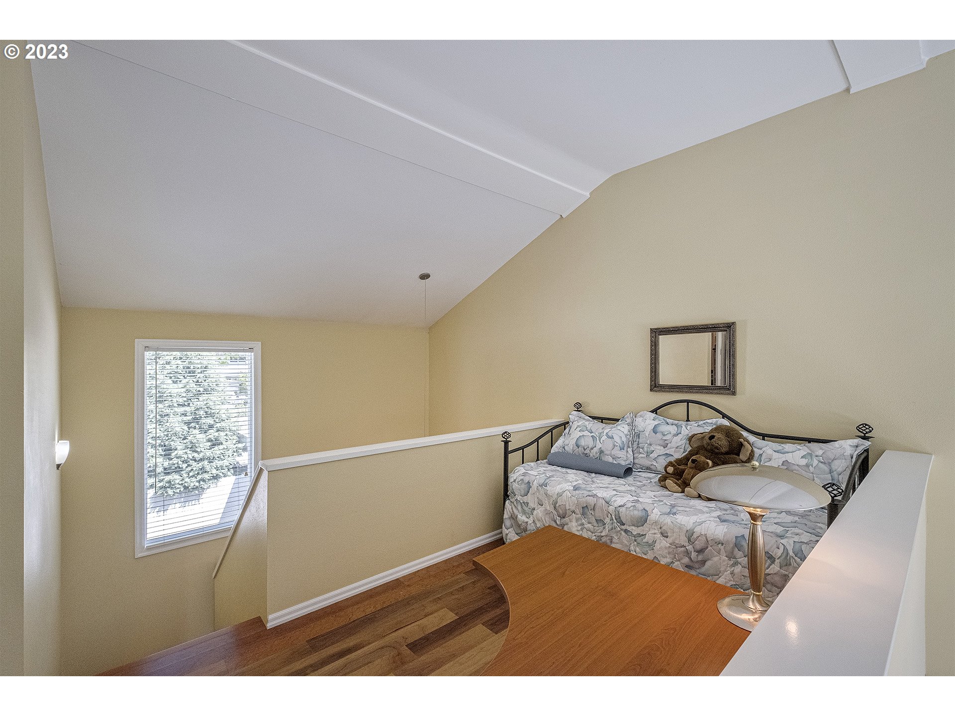 Photo #6: 23696415 Listing 