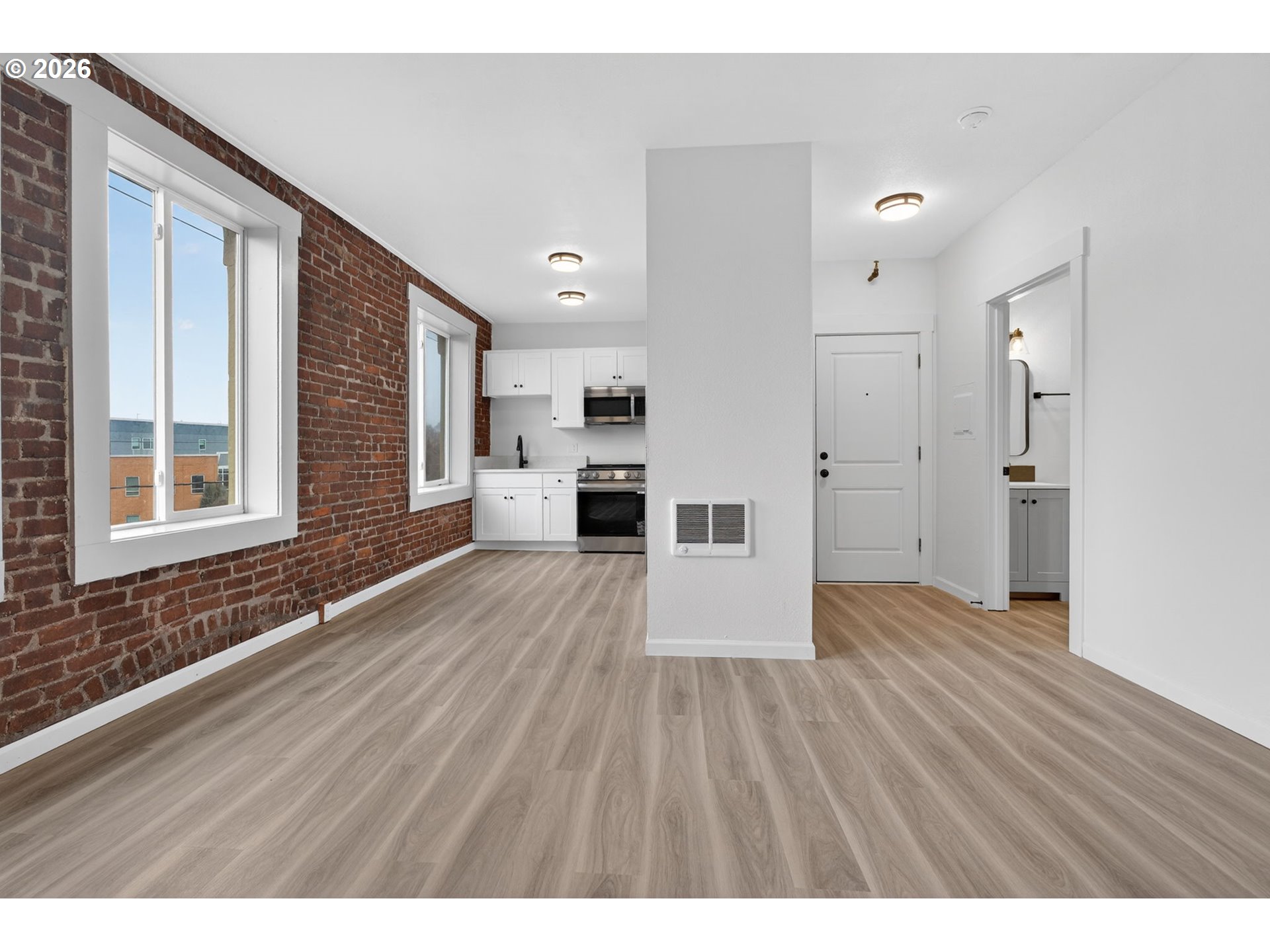 Photo #14: 237446116 Listing: Photo #14