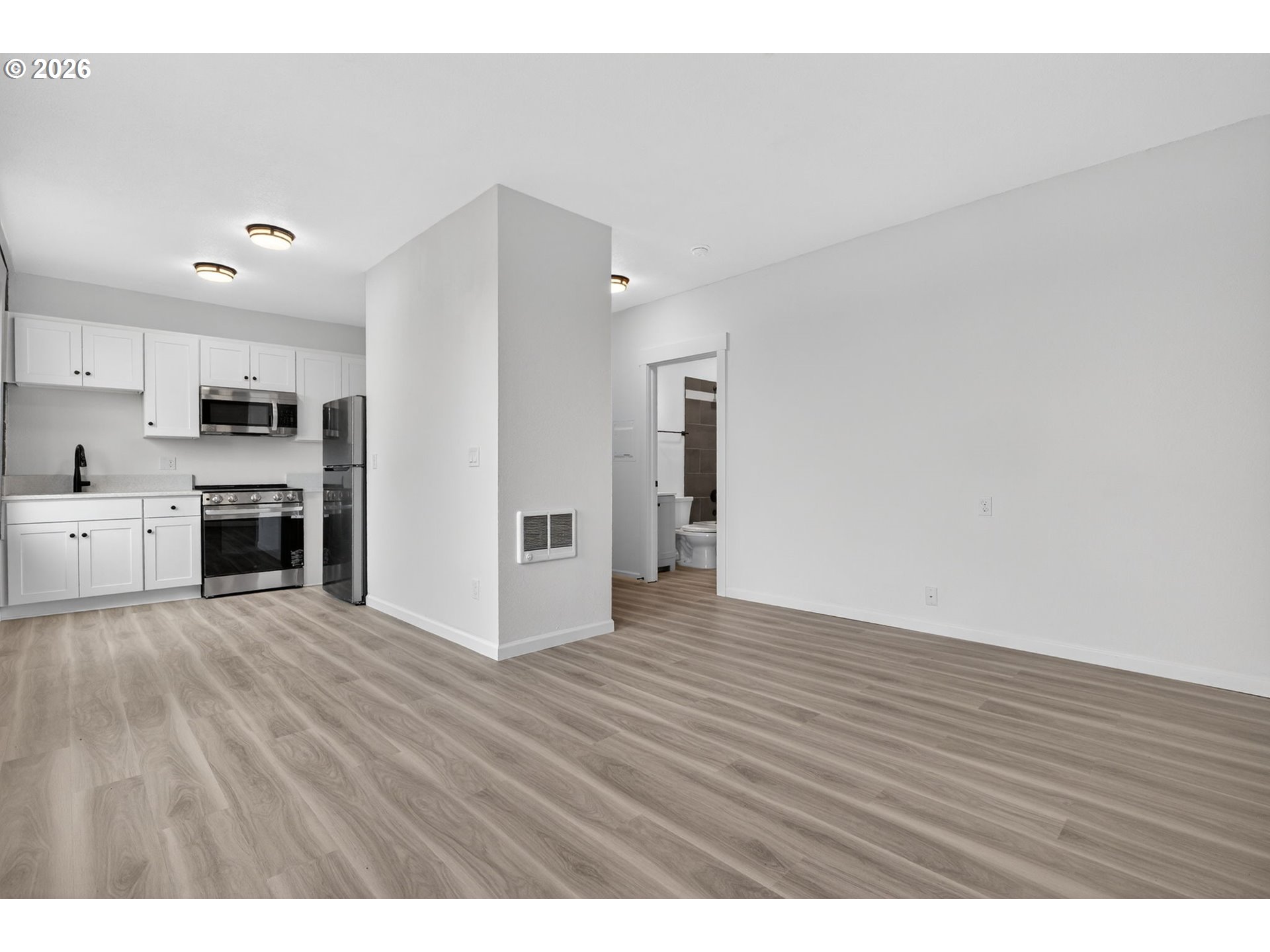 Photo #15: 237446116 Listing: Photo #15