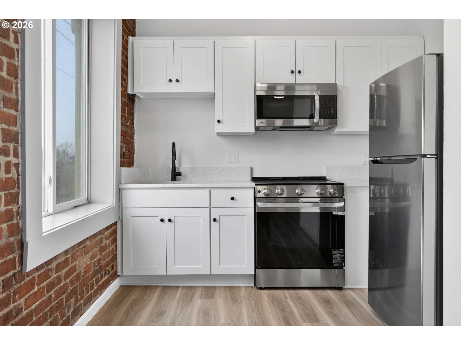 Photo #17: 237446116 Listing: Photo #17