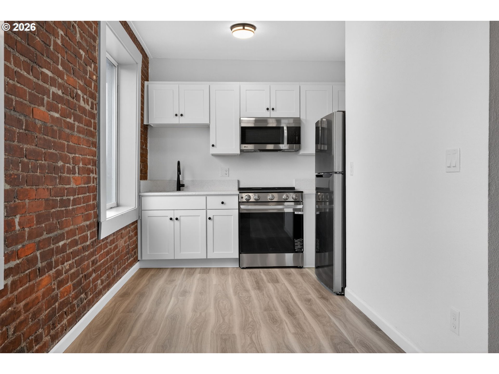 Photo #18: 237446116 Listing: Photo #18