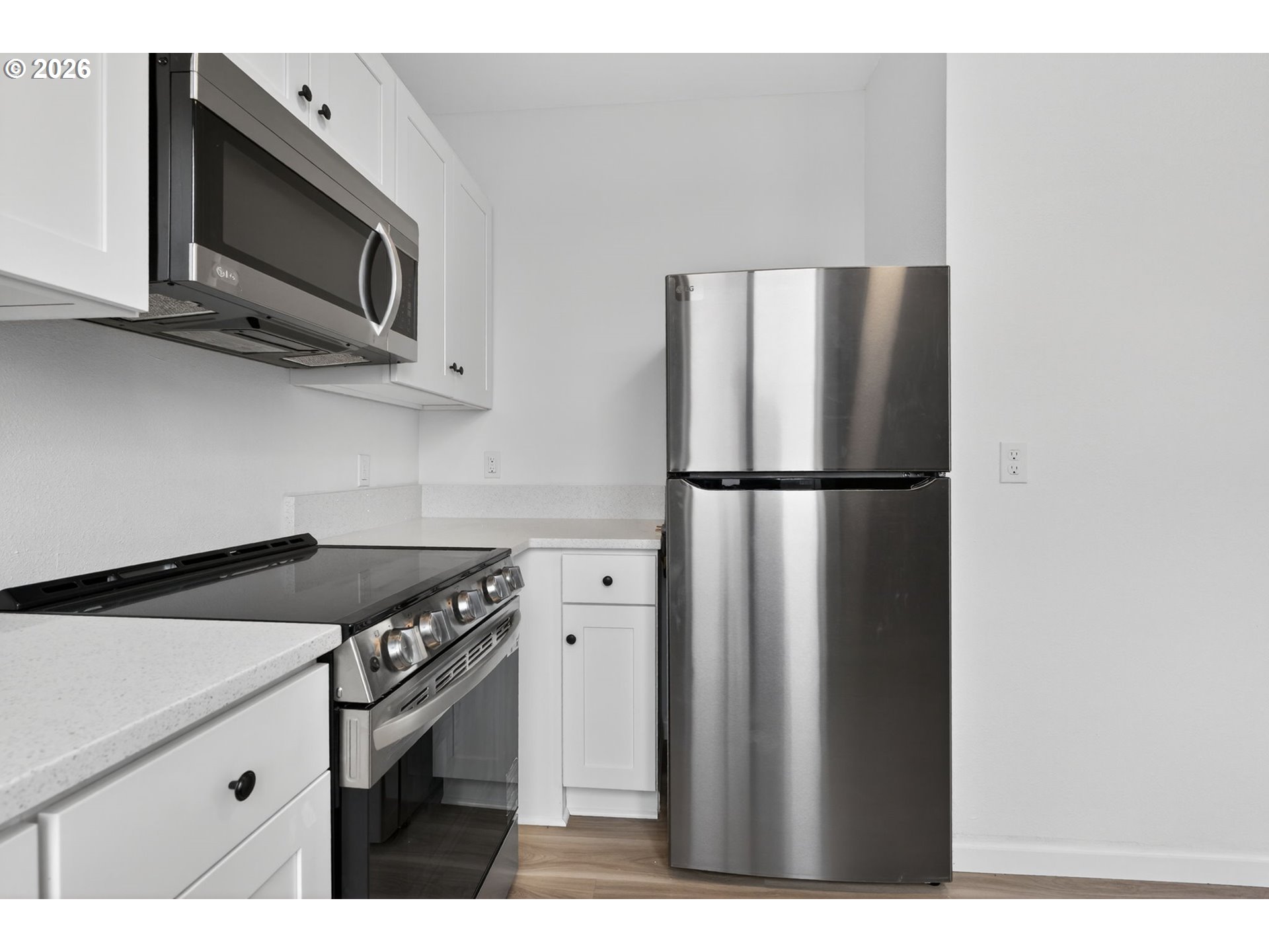 Photo #19: 237446116 Listing: Photo #19