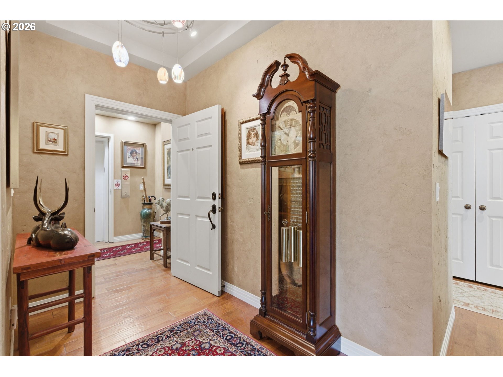 Photo #10: 237801237 Listing: Photo #10